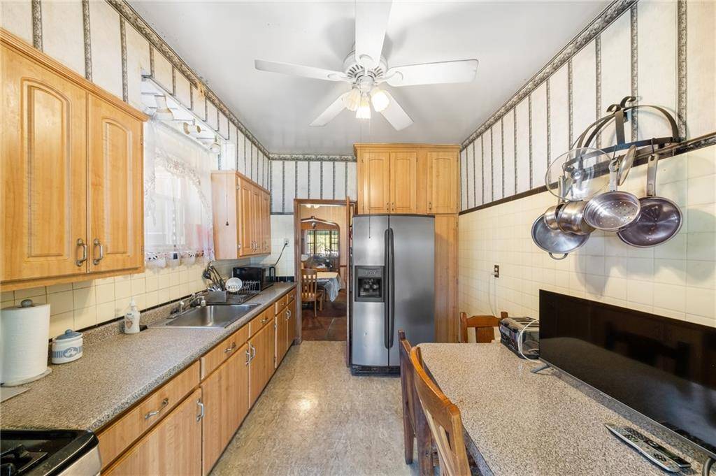 Brooklyn, NY 11212,52 East 92nd ST