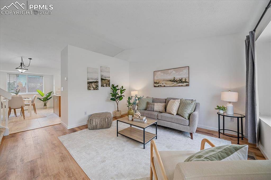 Highlands Ranch, CO 80129,10578 Hyacinth LN