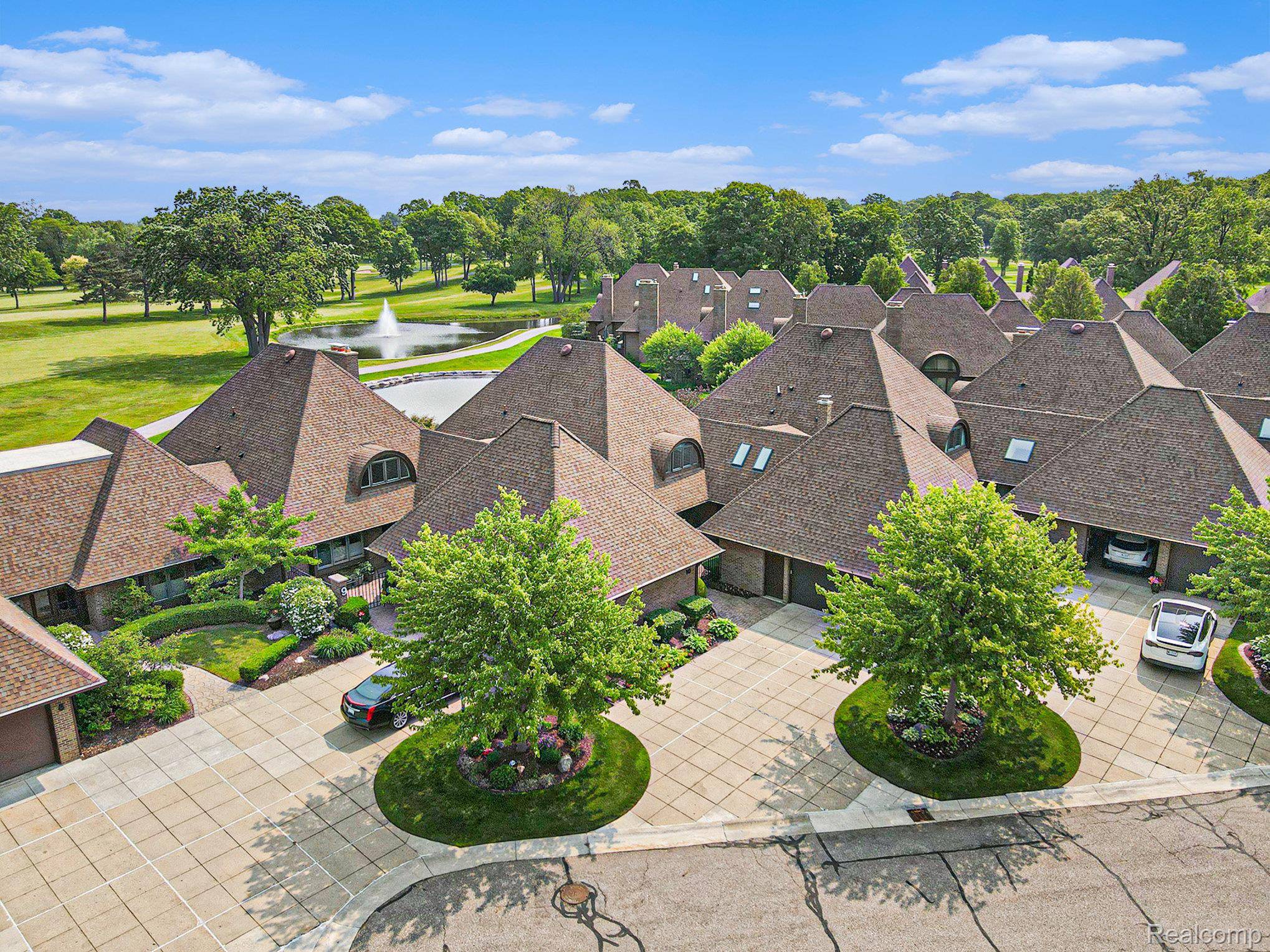 Grand Blanc, MI 48439,9095 S Saginaw RD #10