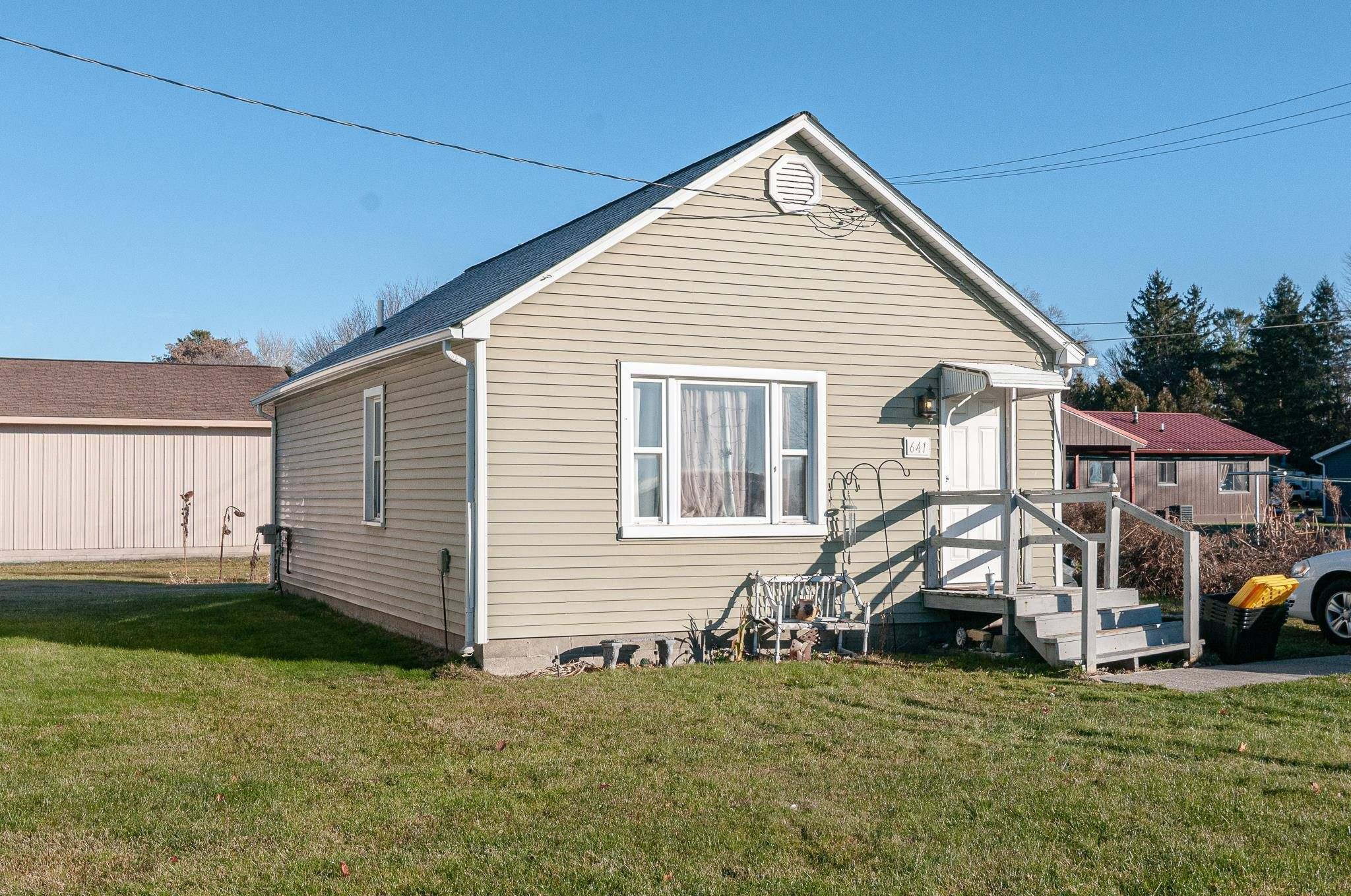 Vassar, MI 48768,639 State Road RD