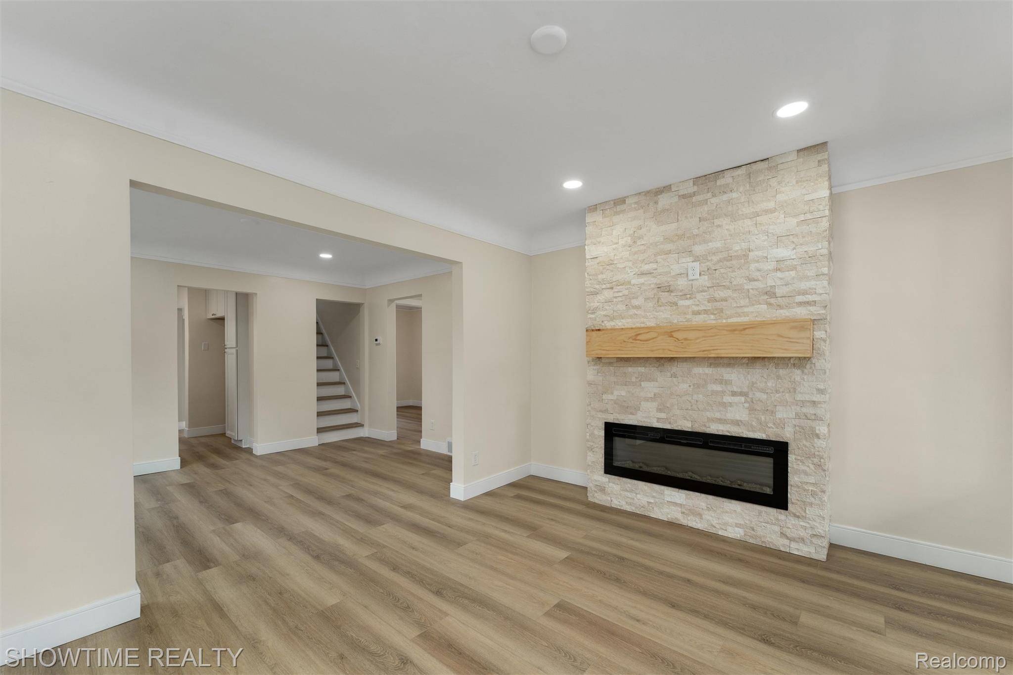 Ferndale, MI 48220,860 Gardendale ST