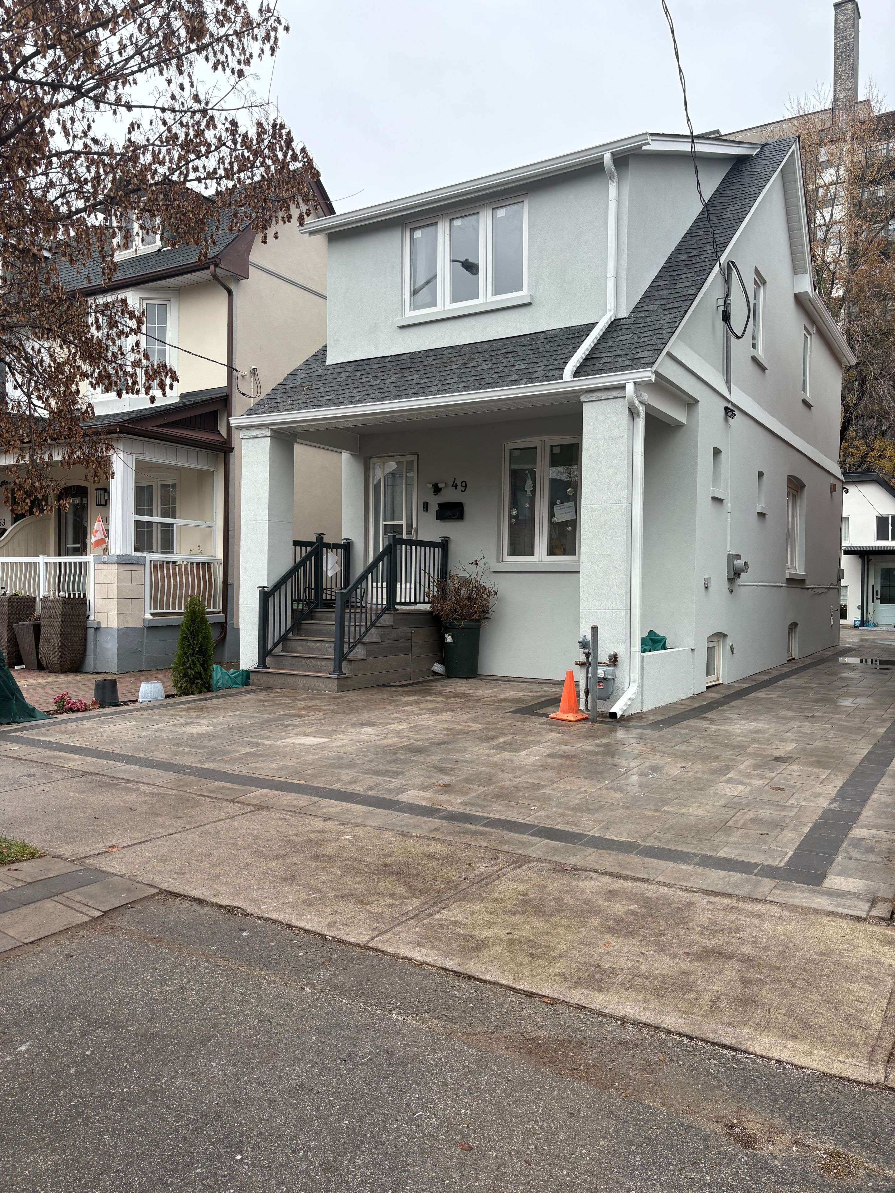 Toronto E03, ON M4K 2H9,49 Torrens AVE