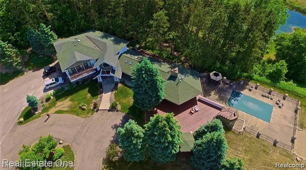 Howell, MI 48855,Address not disclosed