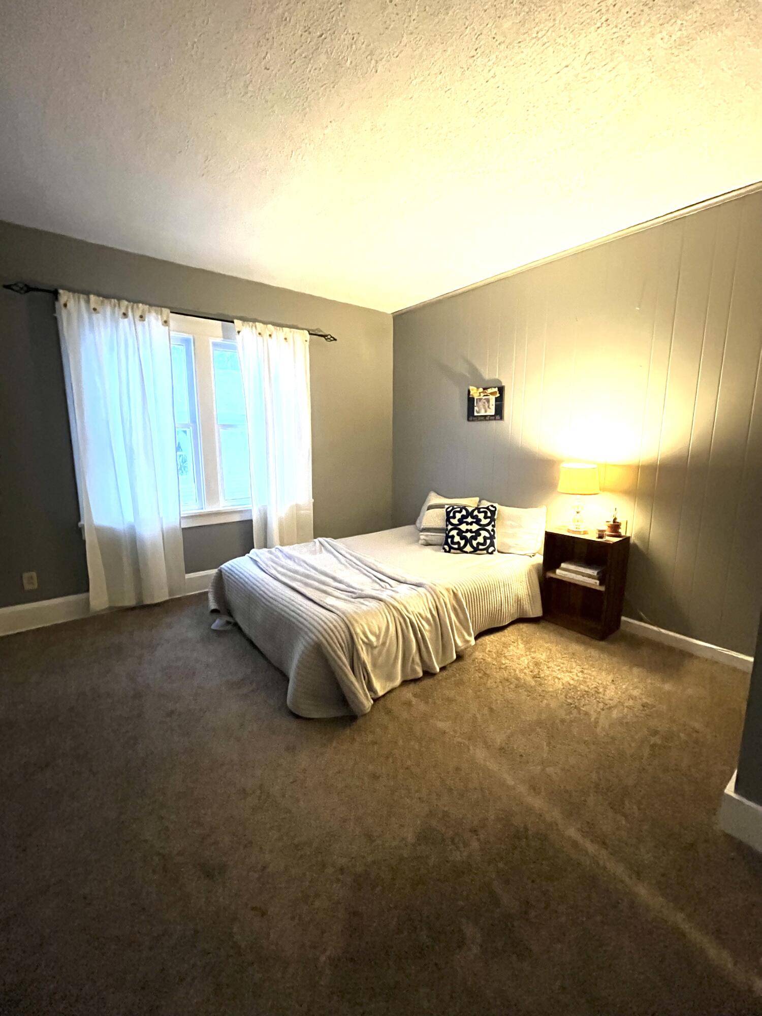 Sturgis, MI 49091,208 E Electric CT