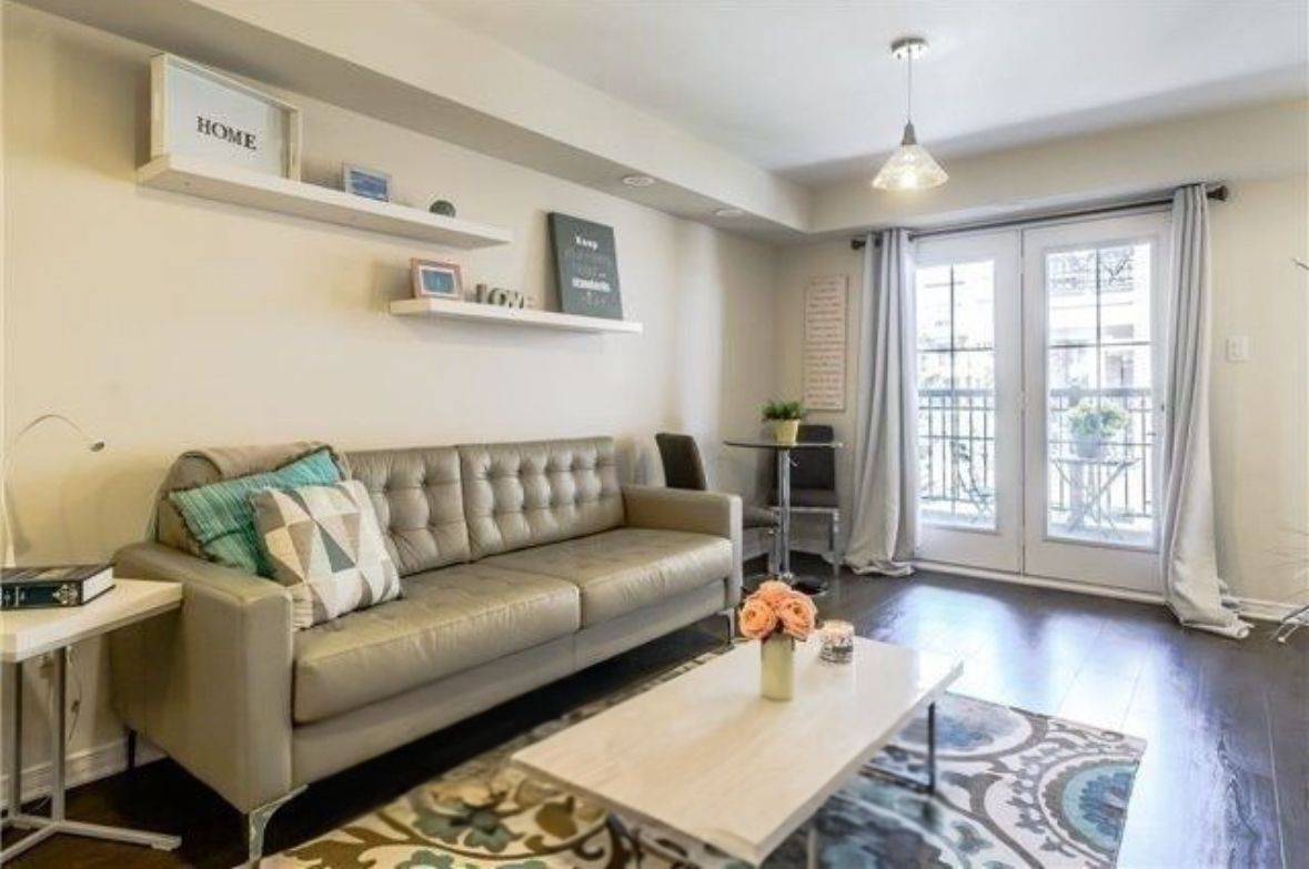 Oakville, ON L6M 0S3,2441 Greenwich DR #72