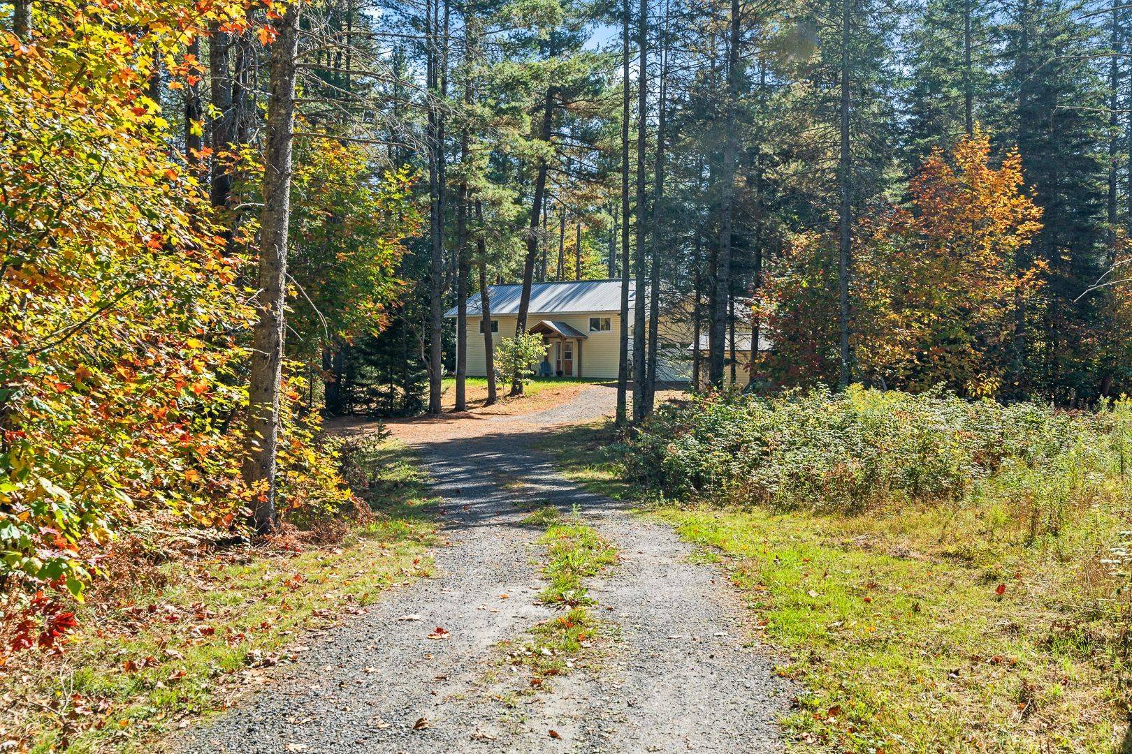 Huntsville, ON P1H 2J2,2830 Etwell RD