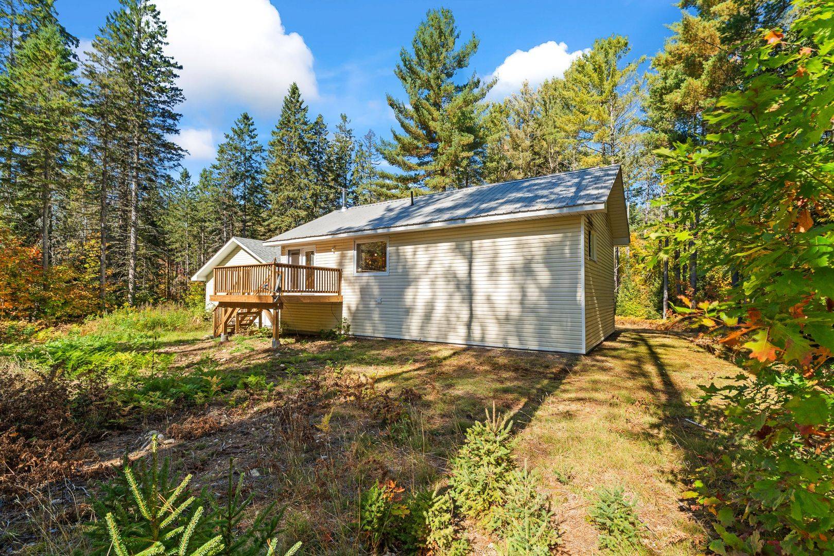 Huntsville, ON P1H 2J2,2830 Etwell RD