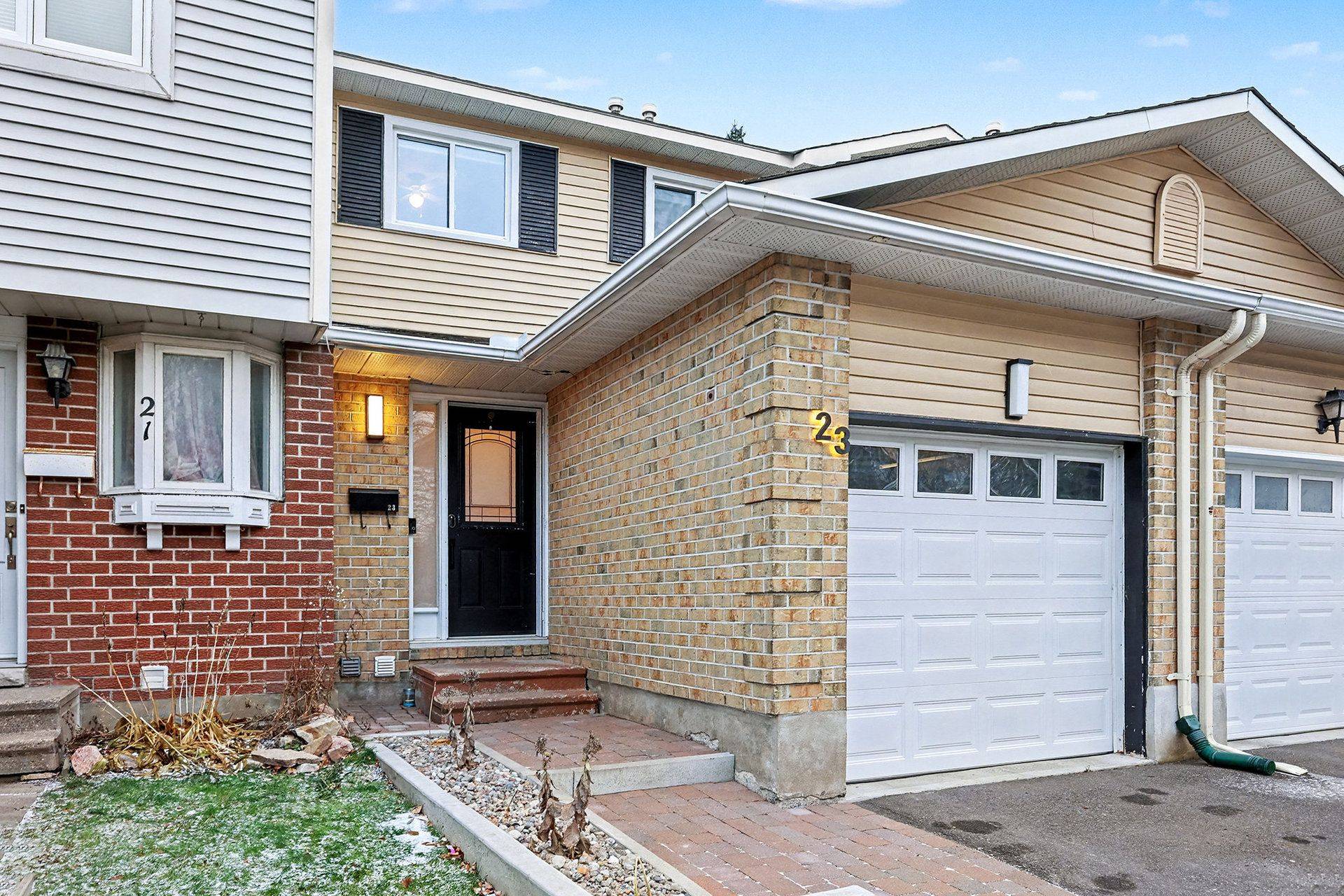 Kanata, ON K2L 2W7,23 Mccurdy DR
