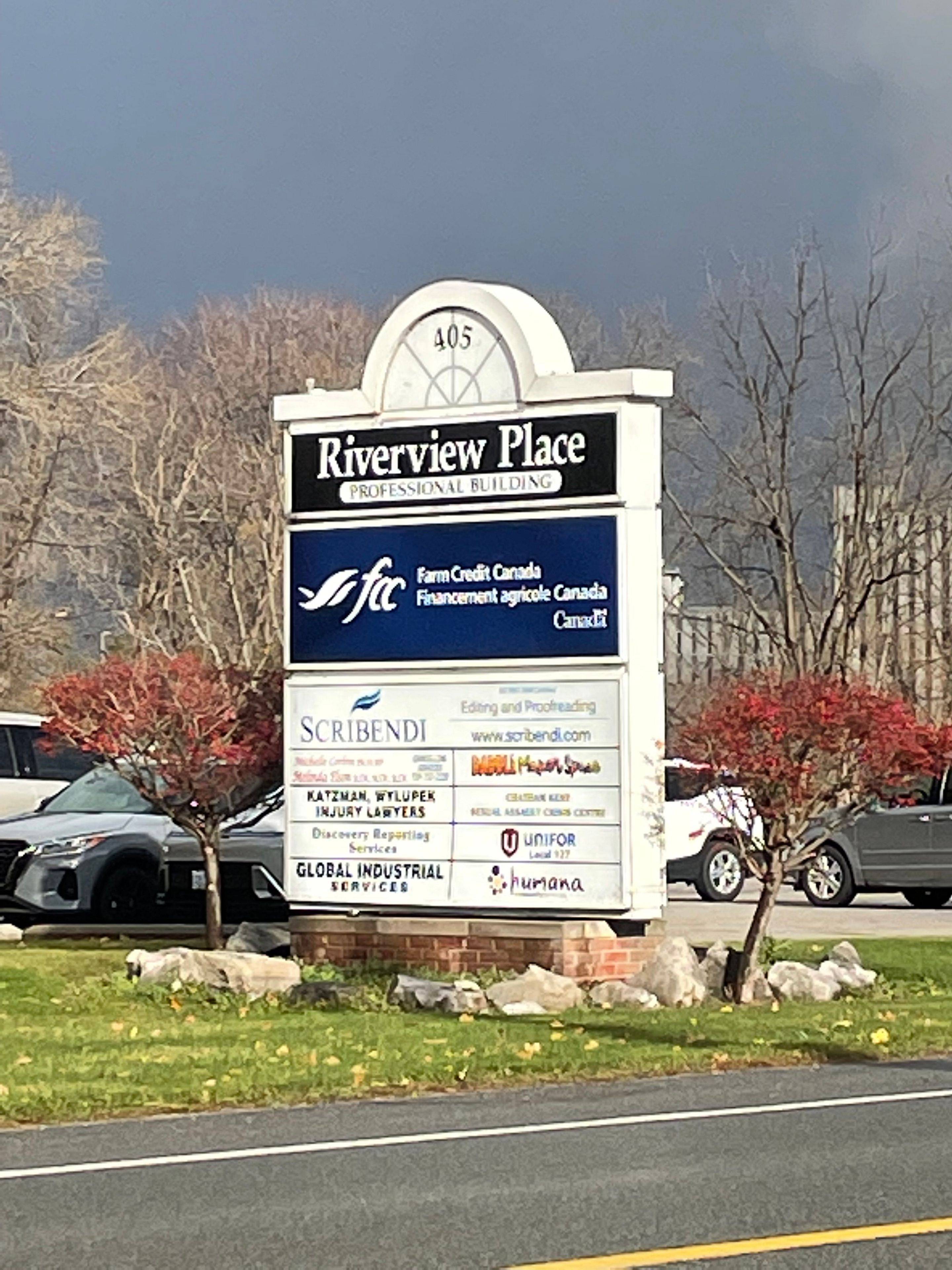 Chatham-kent, ON N7M 0N3,405 Riverview DR