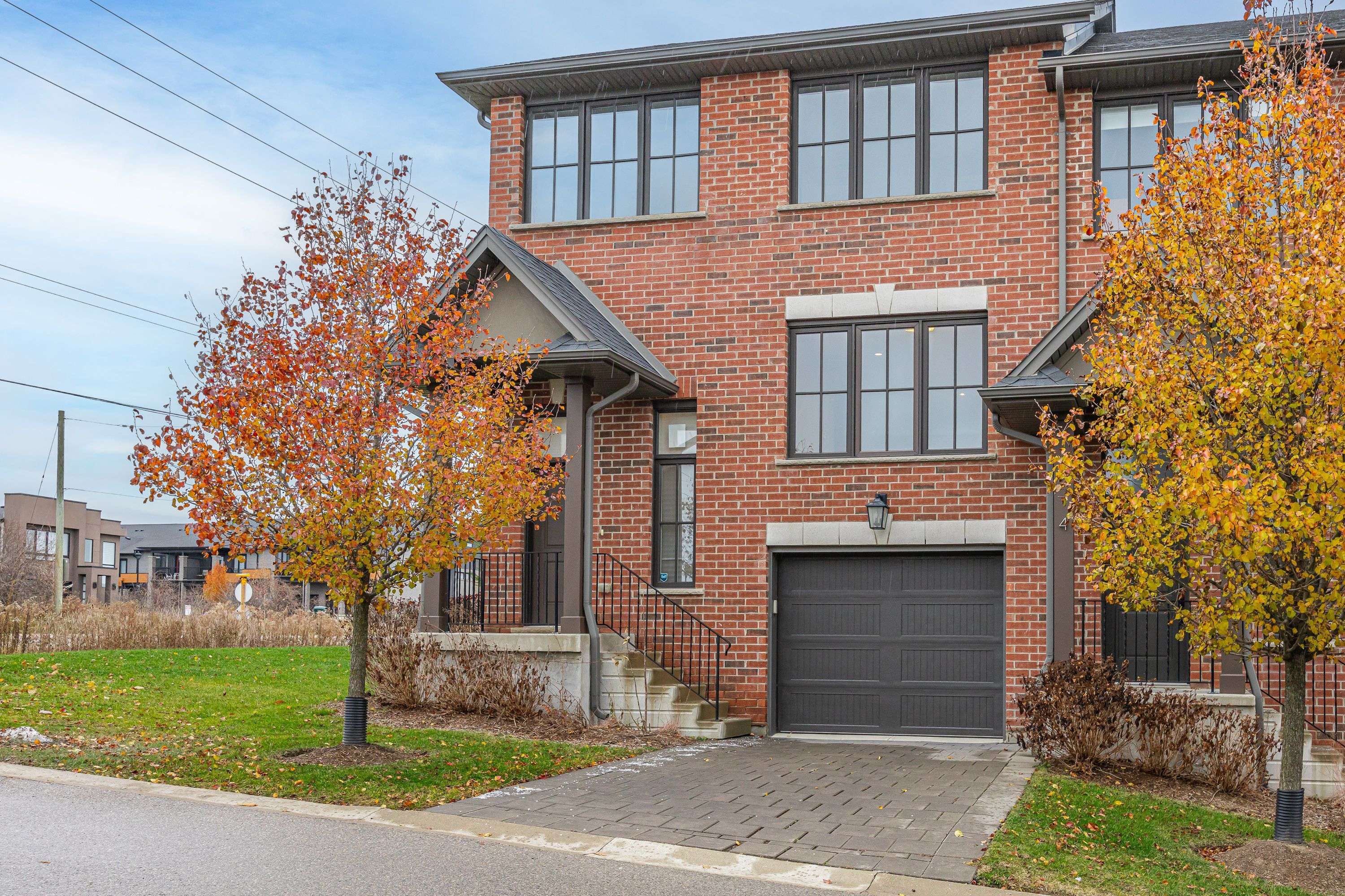 London North, ON N5X 4B3,555 Sunningdale RD E #2