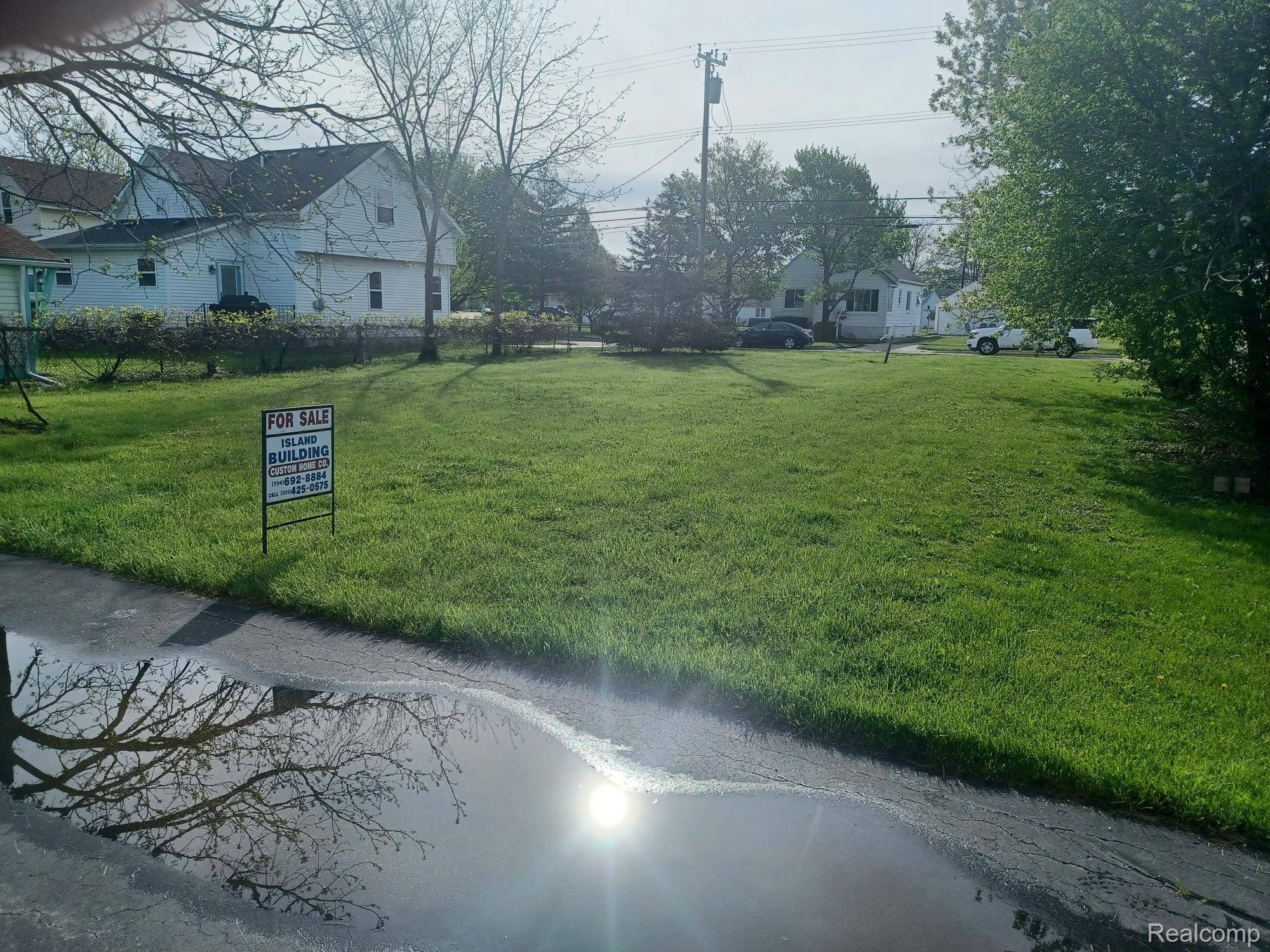 Rockwood, MI 48173,32338 CHURCH ST