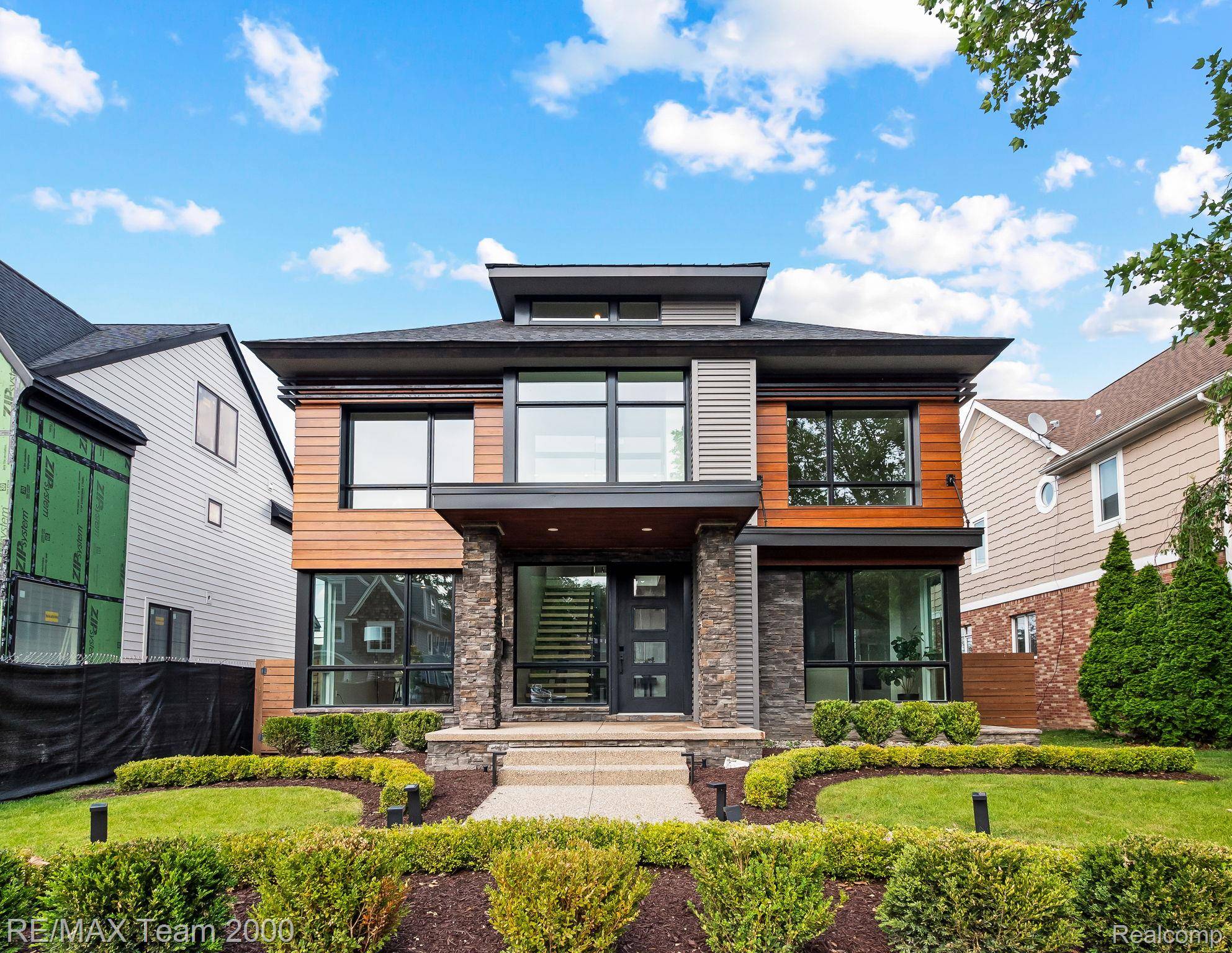 Birmingham, MI 48009,927 Ann ST