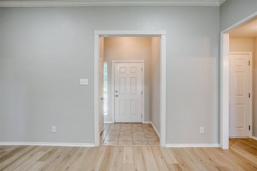 Burleson, TX 76028,543 Thistle Meade Circle