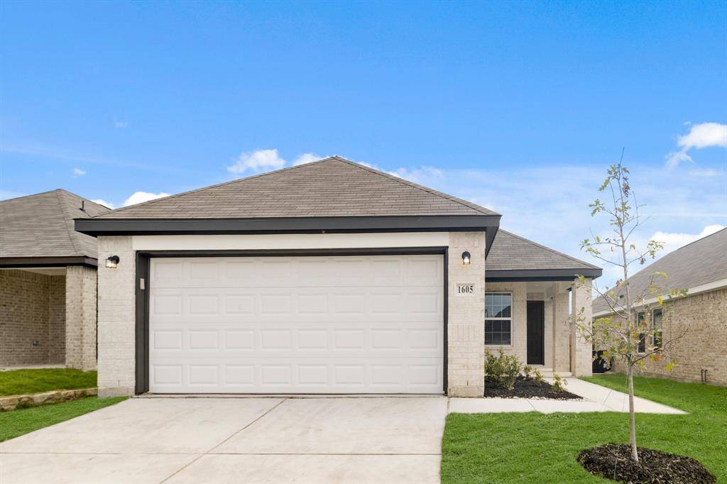 Ennis, TX 75119,1605 Romans Road