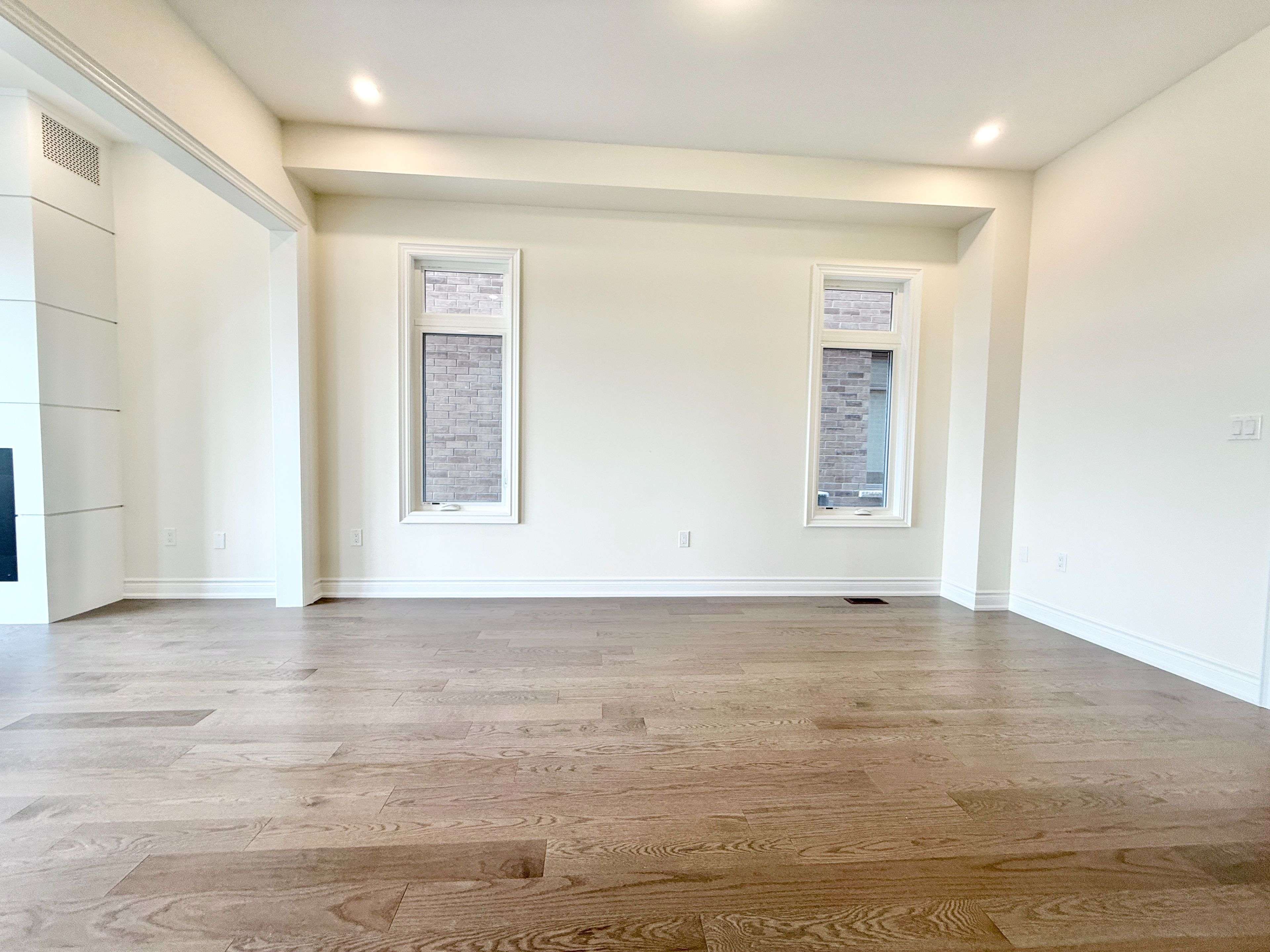 Markham, ON L6C 3N3,186 Leslie Richards ST