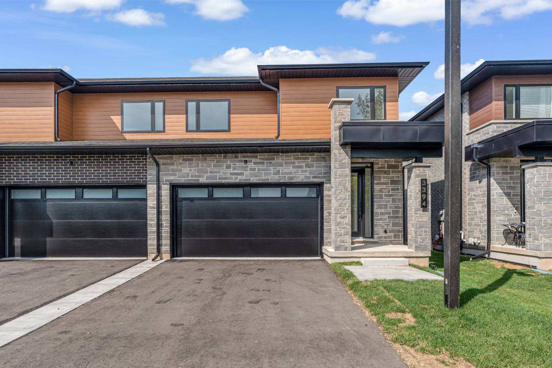 Burlington, ON L7M 3R9,3394 CARTER Common