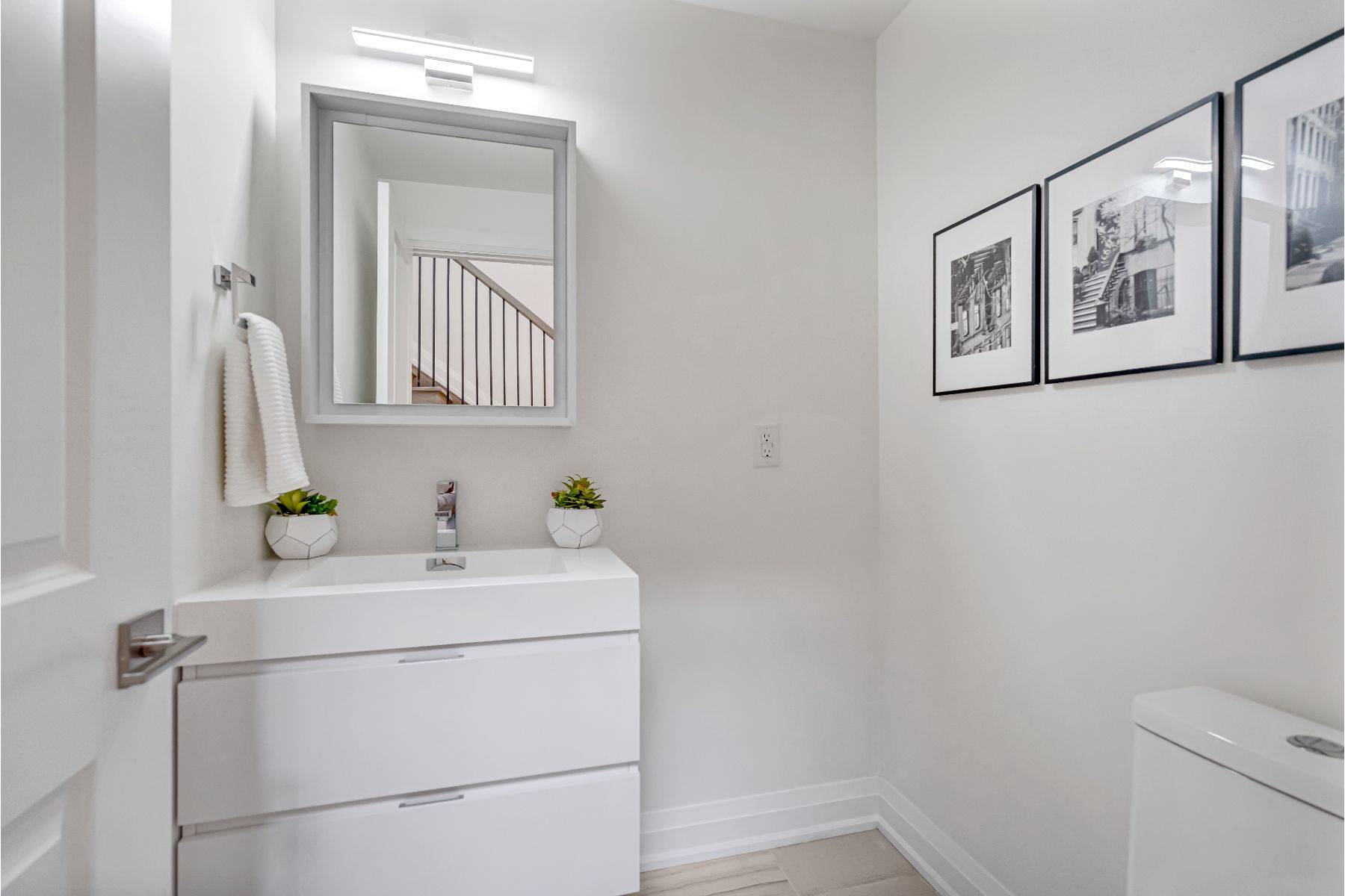 Burlington, ON L7M 3R9,3394 CARTER Common