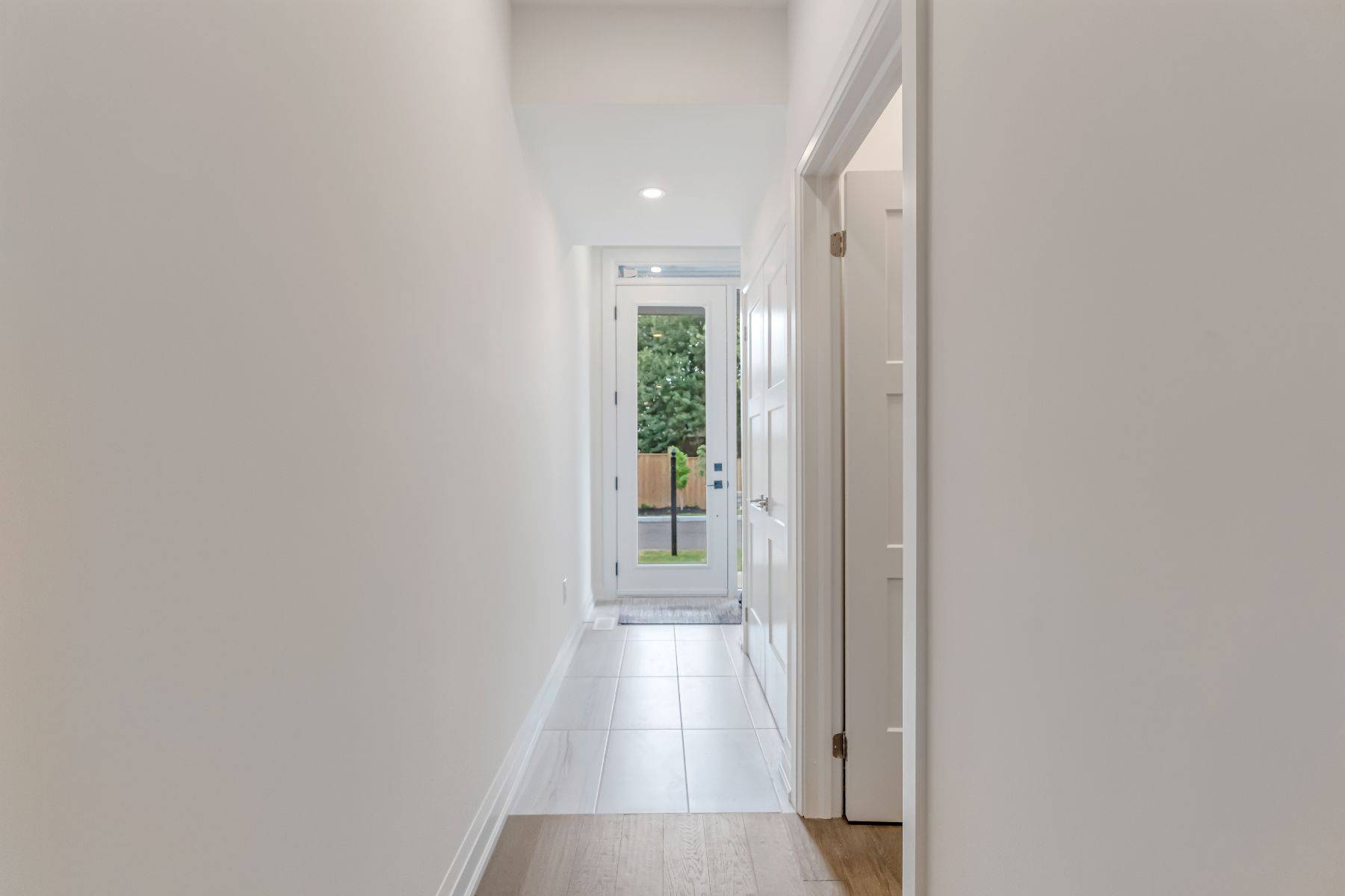 Burlington, ON L7M 3R9,3386 CARTER Common