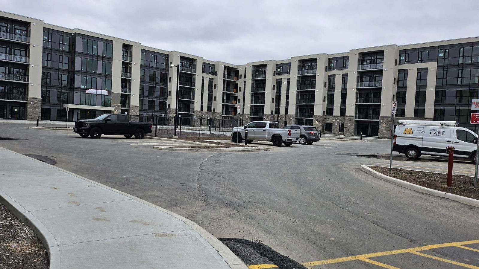 St. Catharines, ON L2P 0G3,50 Herrick AVE #212