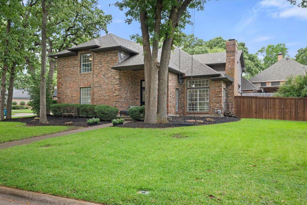 Grapevine, TX 76051,3530 Quail Crest Street