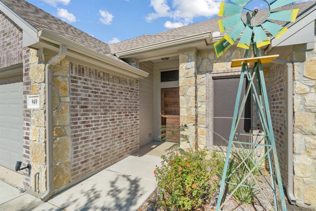 Springtown, TX 76082,949 Avagail Avenue