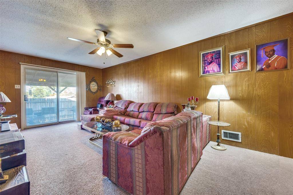 Dallas, TX 75244,3707 High Vista Drive