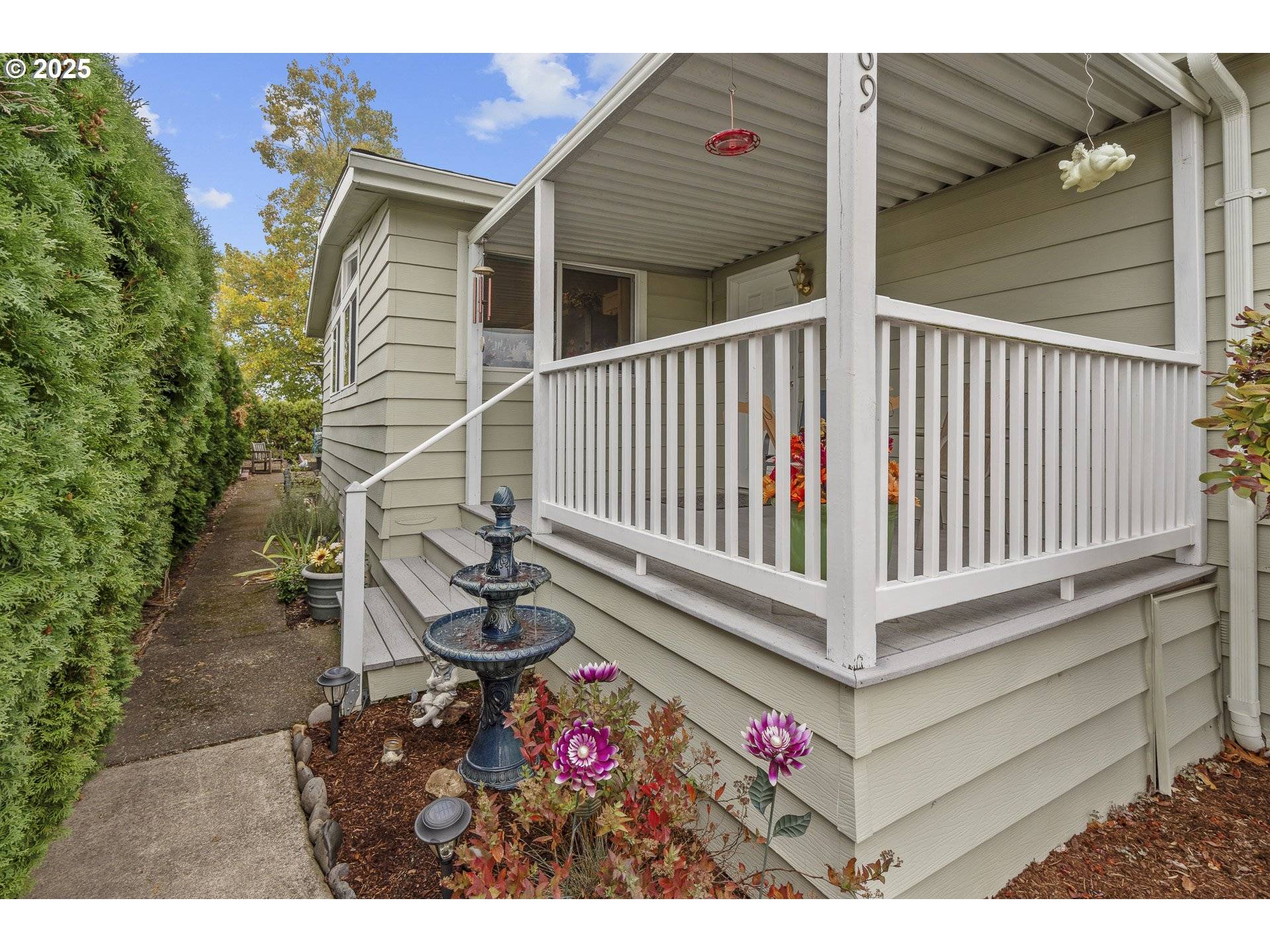 Eugene, OR 97402,1199 N TERRY ST #169