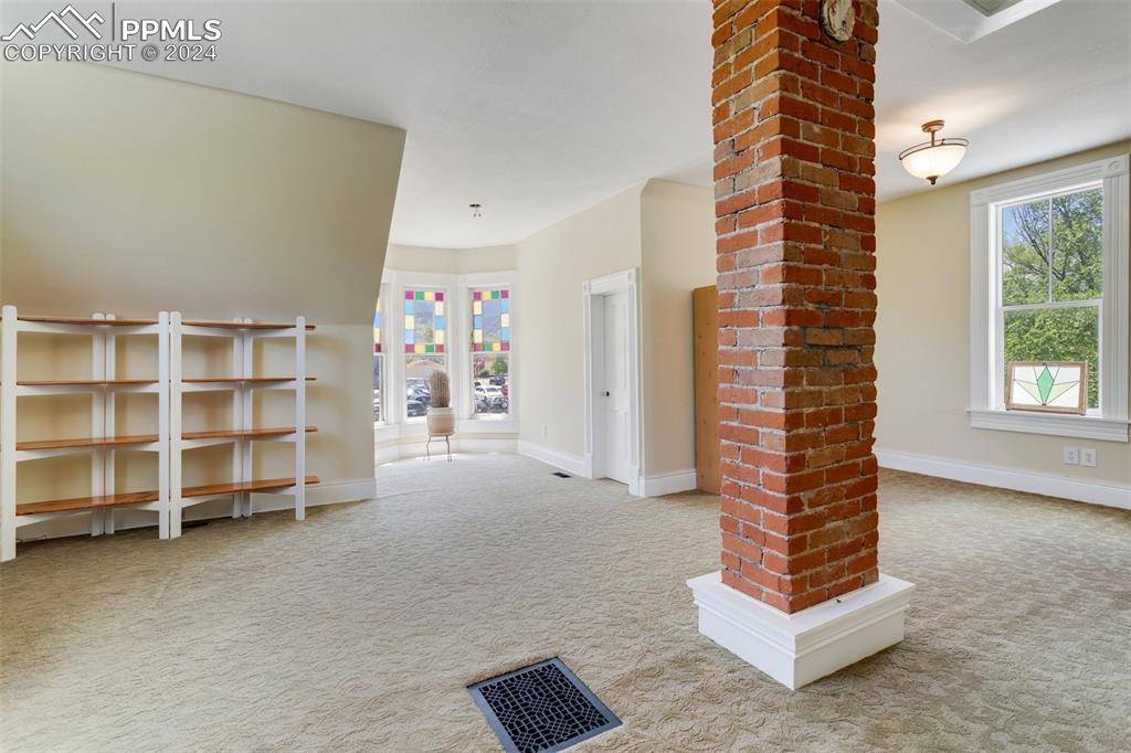 Colorado Springs, CO 80904,1804 W Colorado AVE