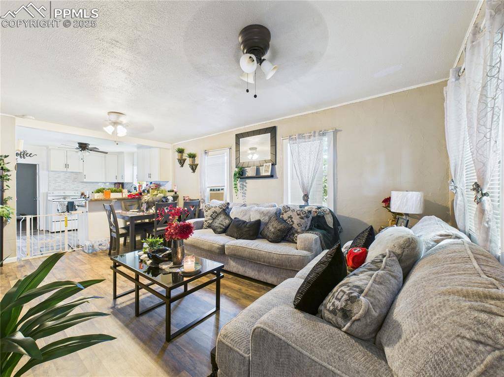 Pueblo, CO 81004,1744 Brown AVE