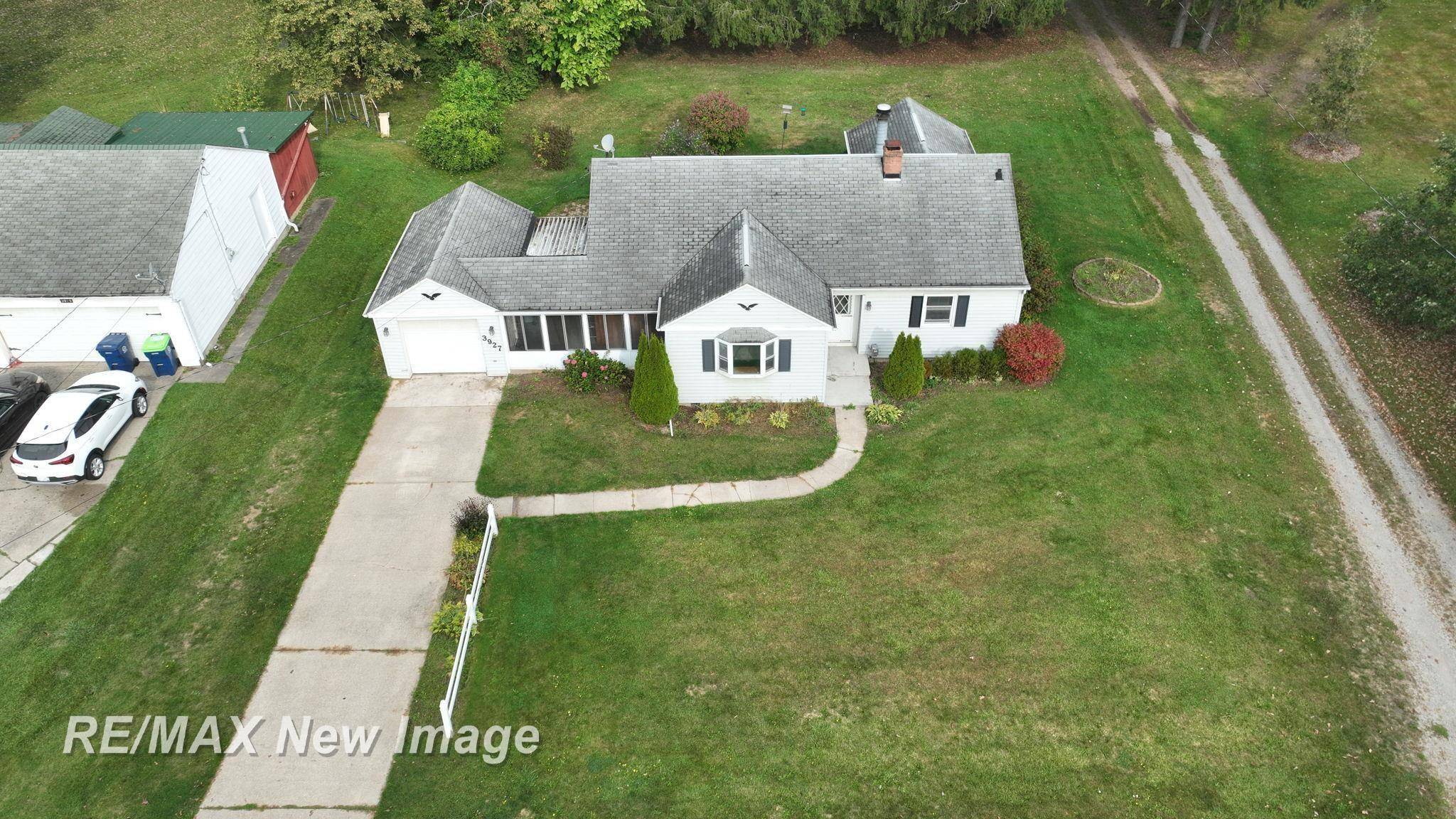 Bridgeport, MI 48722,3927 State ST