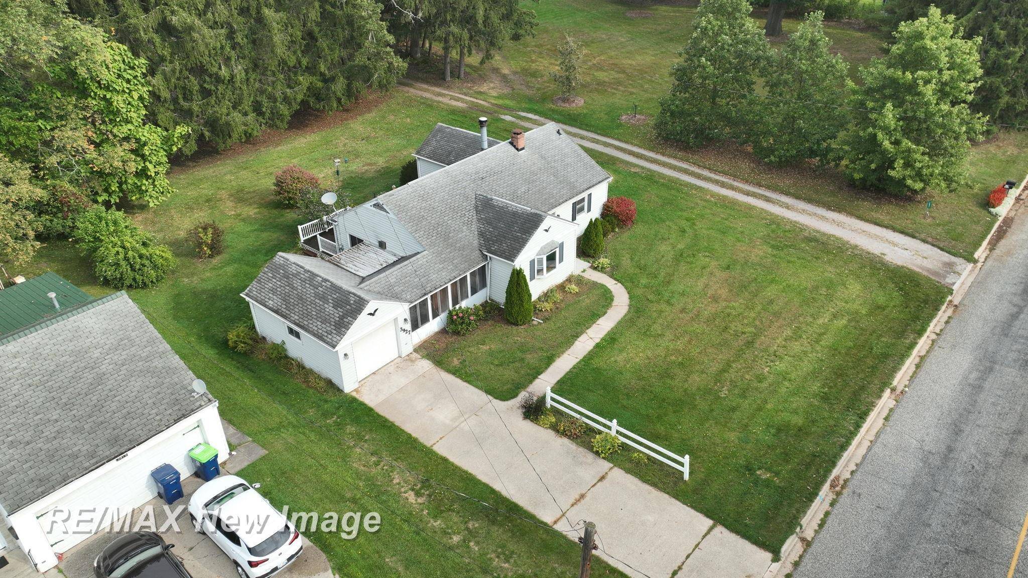 Bridgeport, MI 48722,3927 State ST