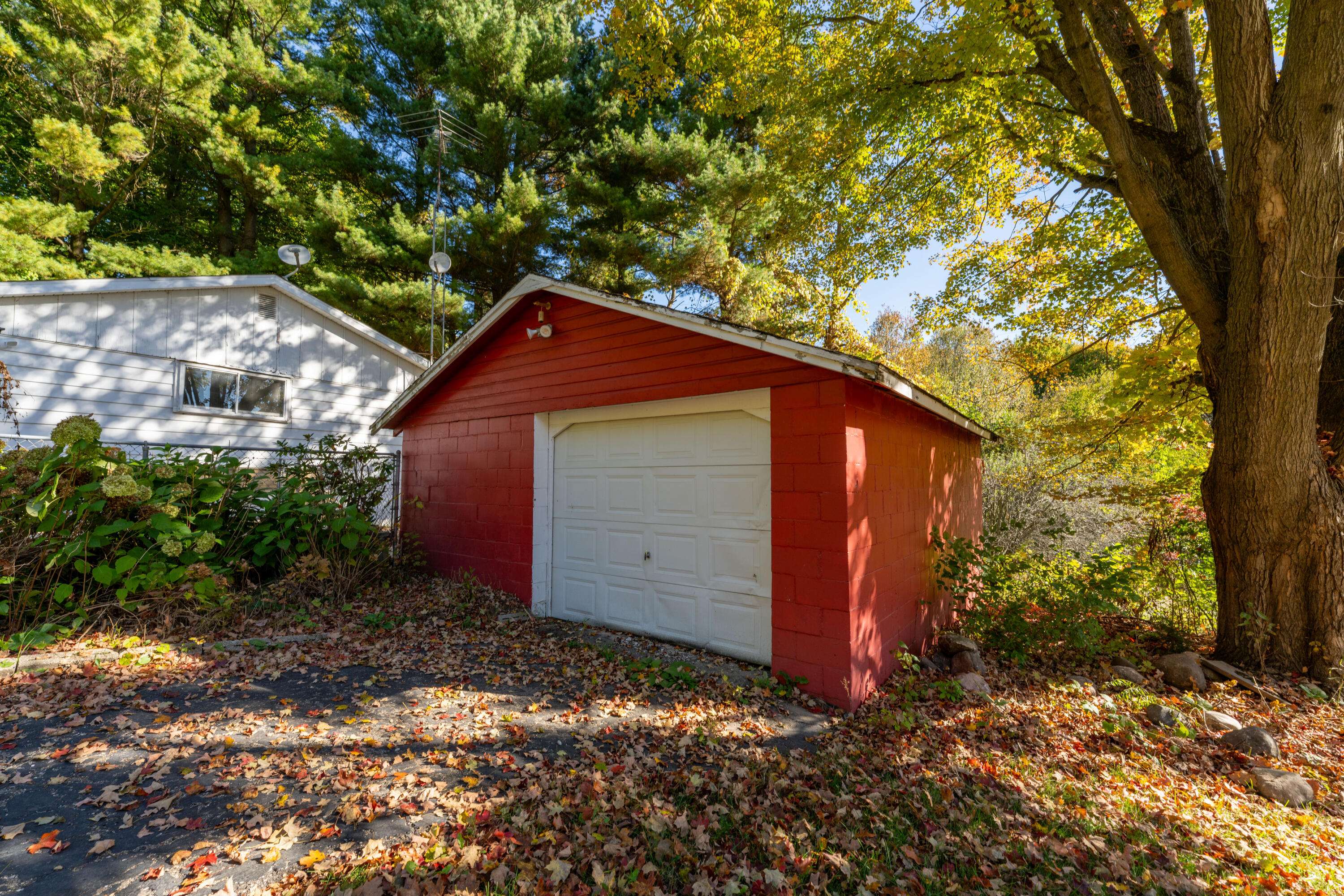 Lawton, MI 49065,73255 26th ST