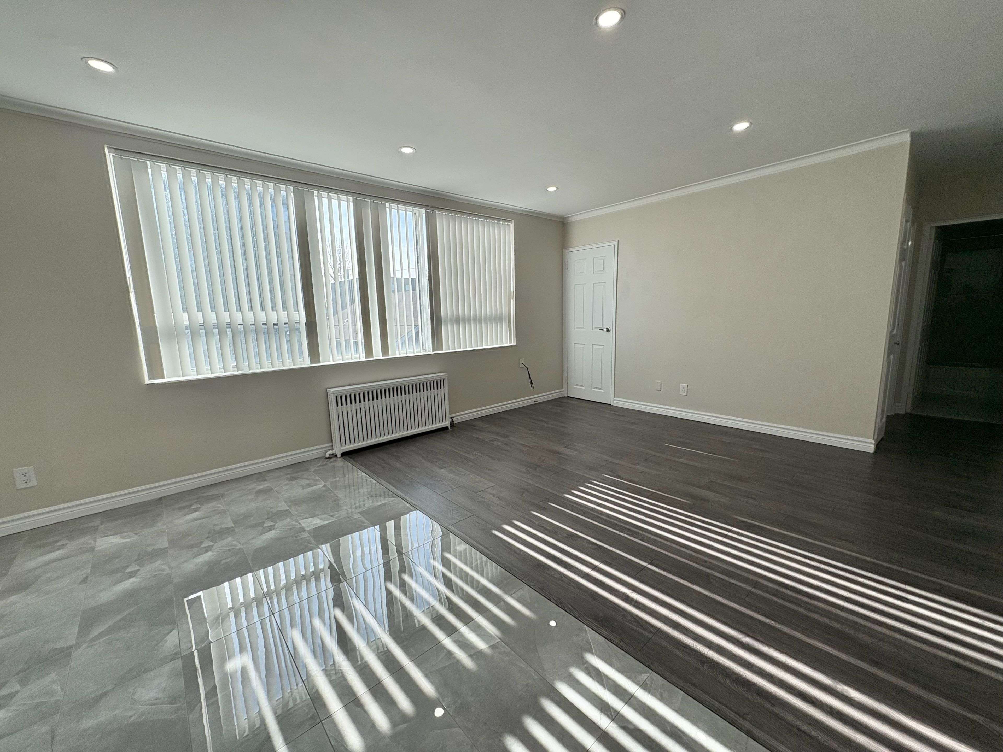 Toronto C03, ON M6C 2M3,180 Vaughan RD #305