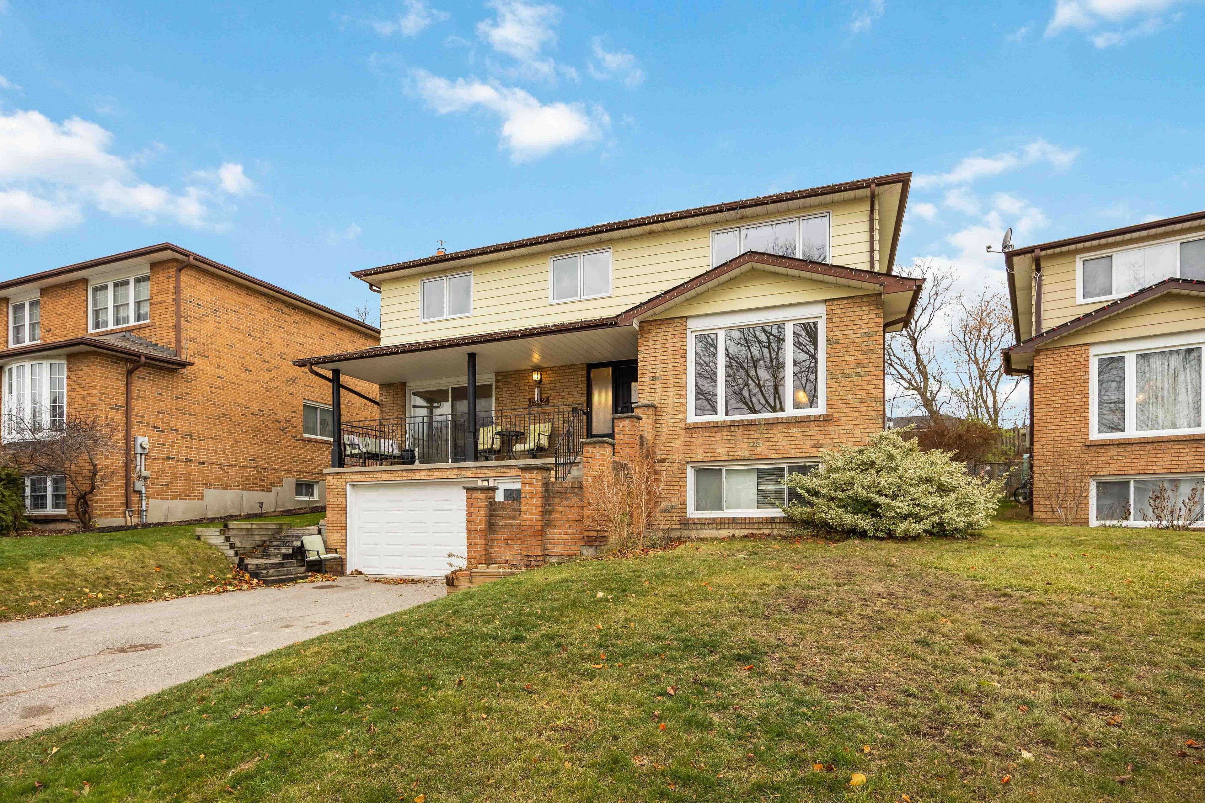 Pickering, ON L1V 2V6,1942 Faylee CRES #Main