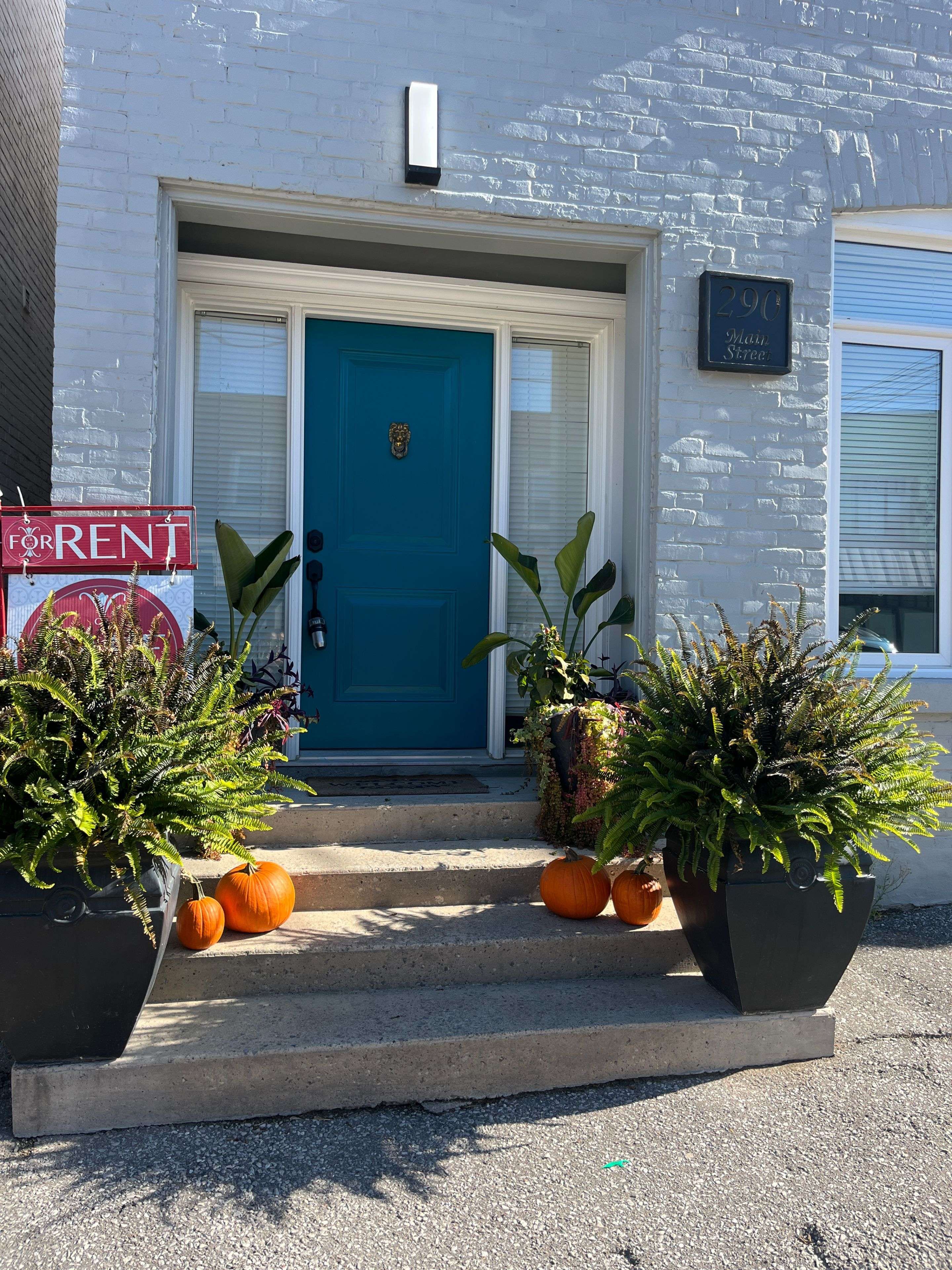 King, ON L0G 1T0,290 MAIN ST