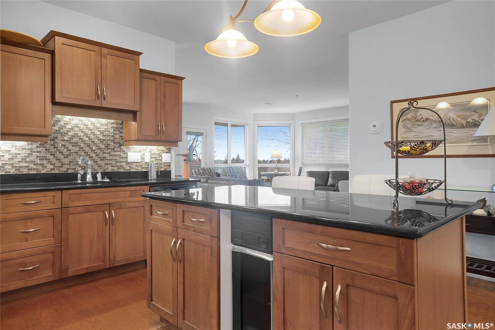 Saskatoon, SK S7T 0B3,401 cartwright STREET #204