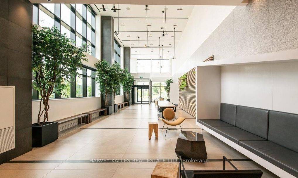 Toronto W05, ON M3K 0E1,60 George Butchart DR #4