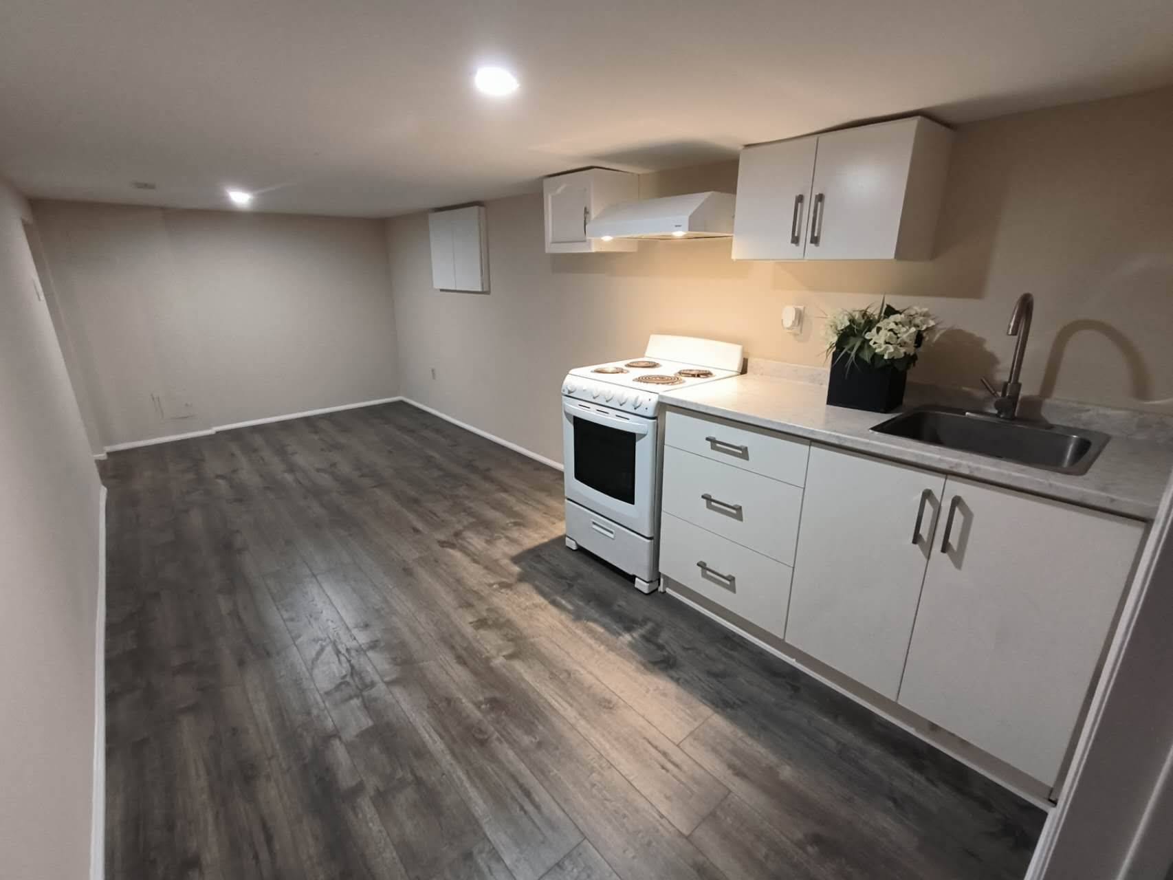 Toronto W04, ON M6E 4J9,55 Chamberlain B1 AVE