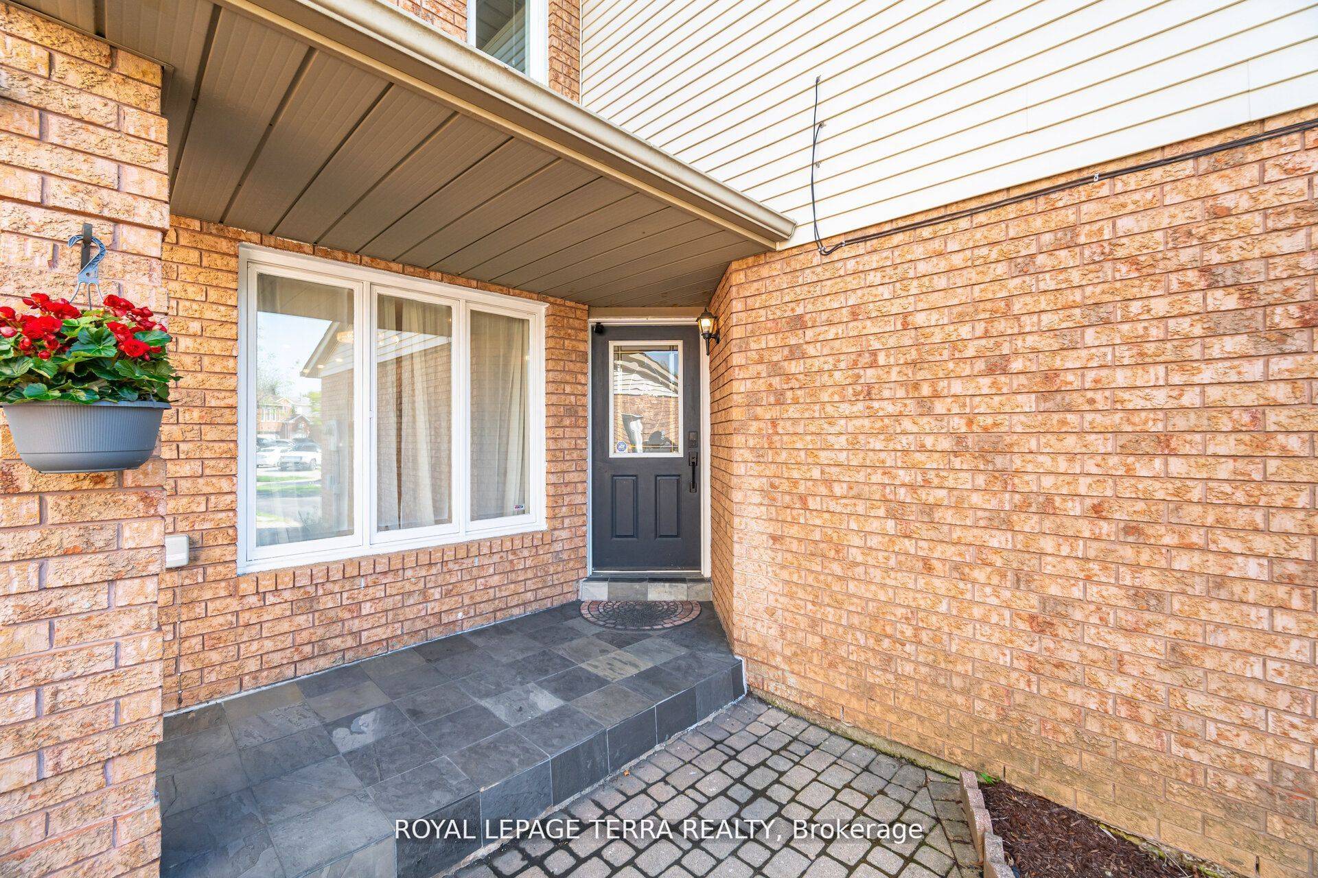 Mississauga, ON L5N 6G5,3407 Nighthawk TRL