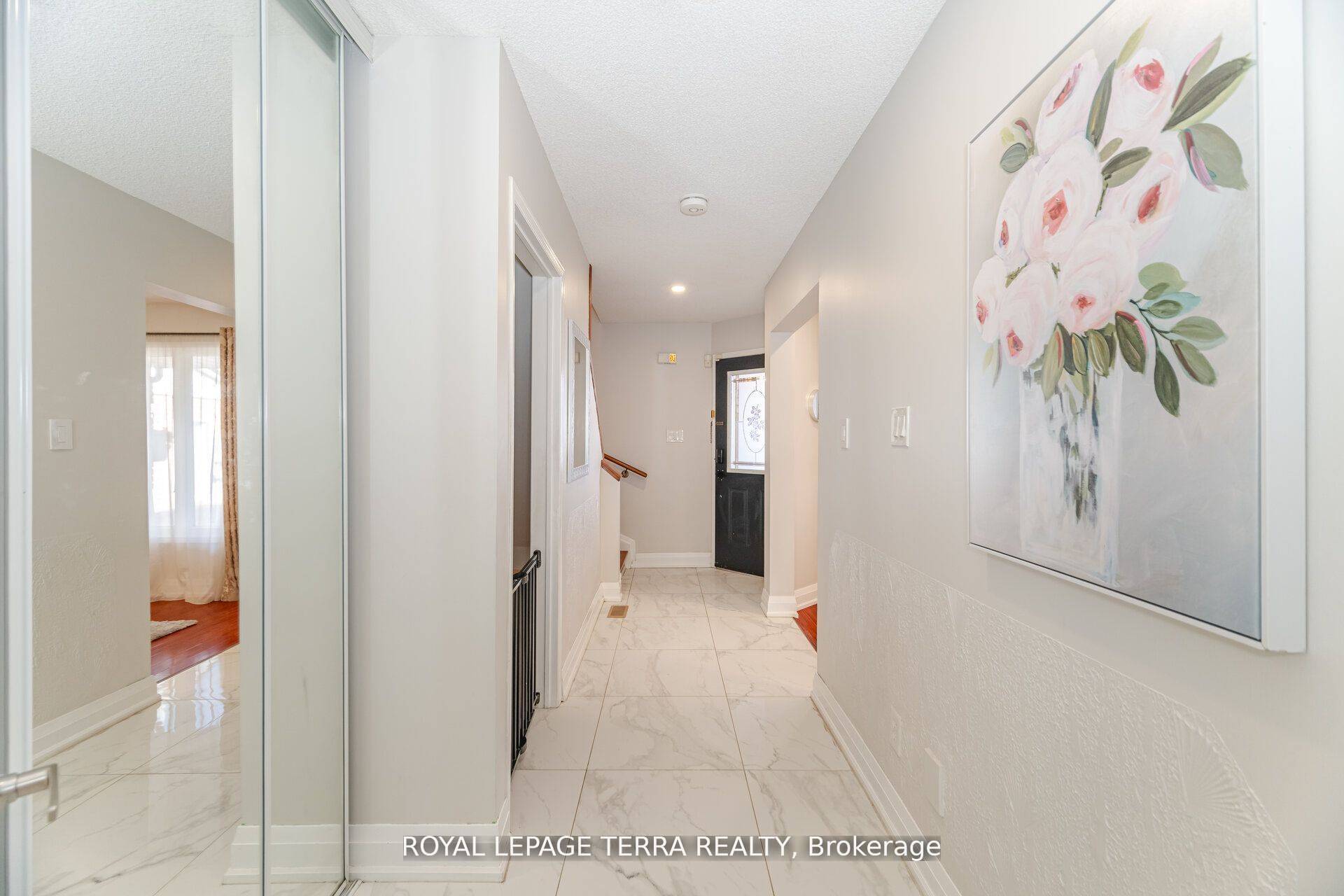 Mississauga, ON L5N 6G5,3407 Nighthawk TRL