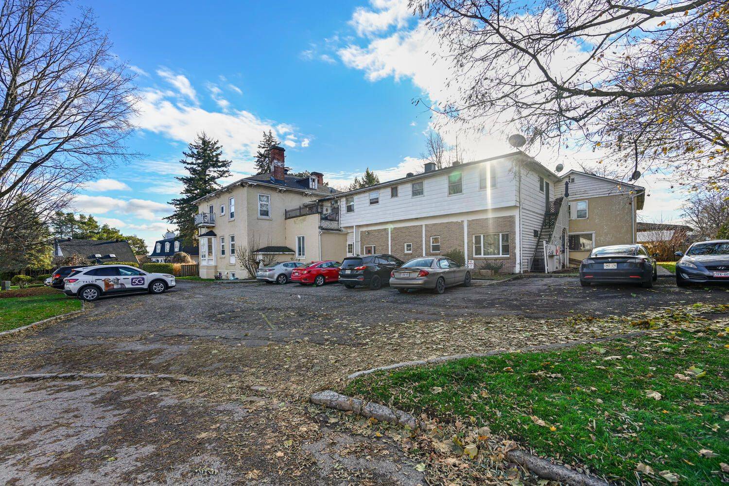 Brockville, ON K6V 3A4,10 Belvedere PL