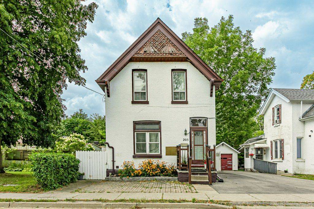 London East, ON N5Z 2A6,203 Rectory ST