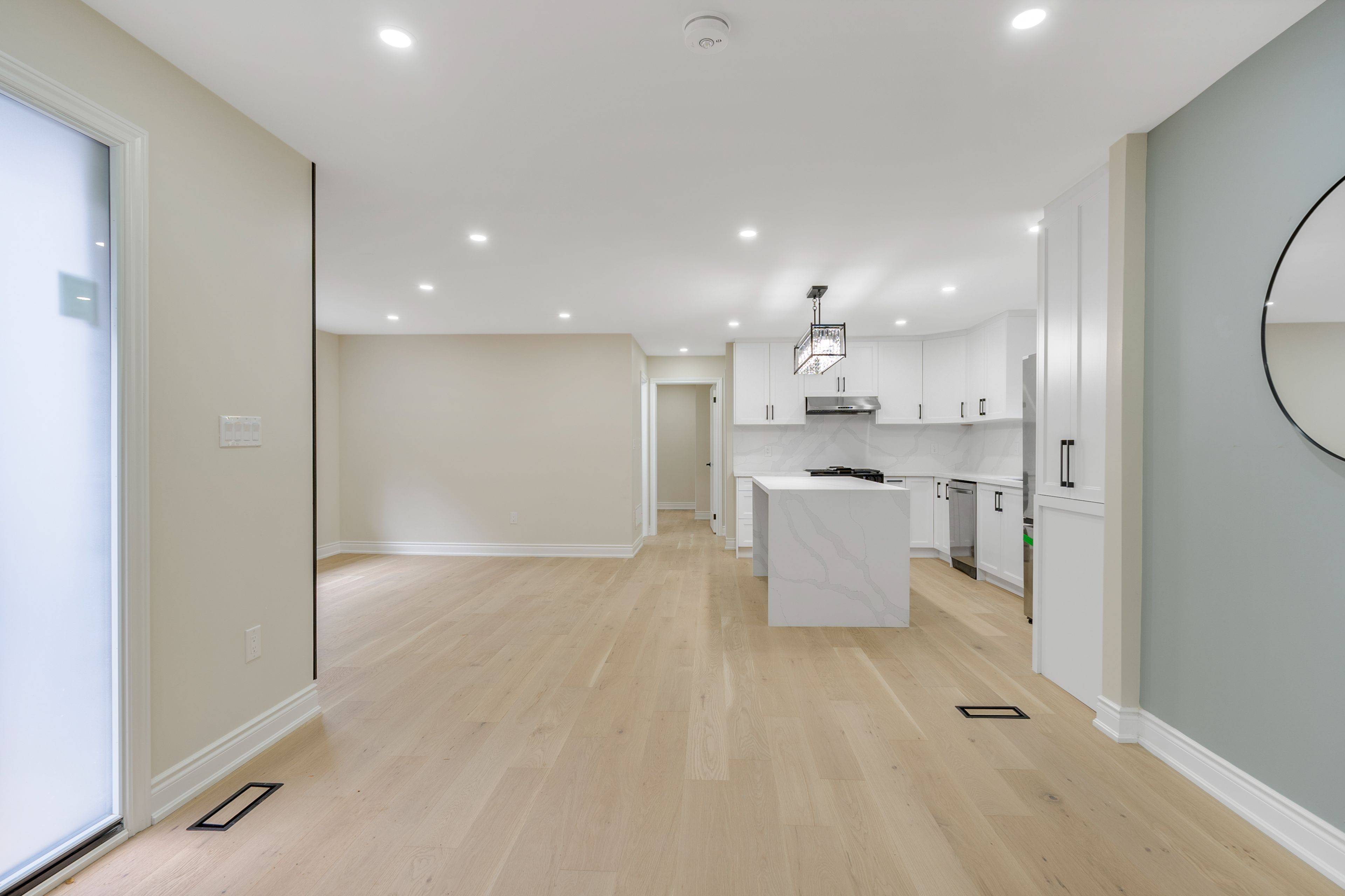 Hamilton, ON L8E 2J4,336 Margaret AVE