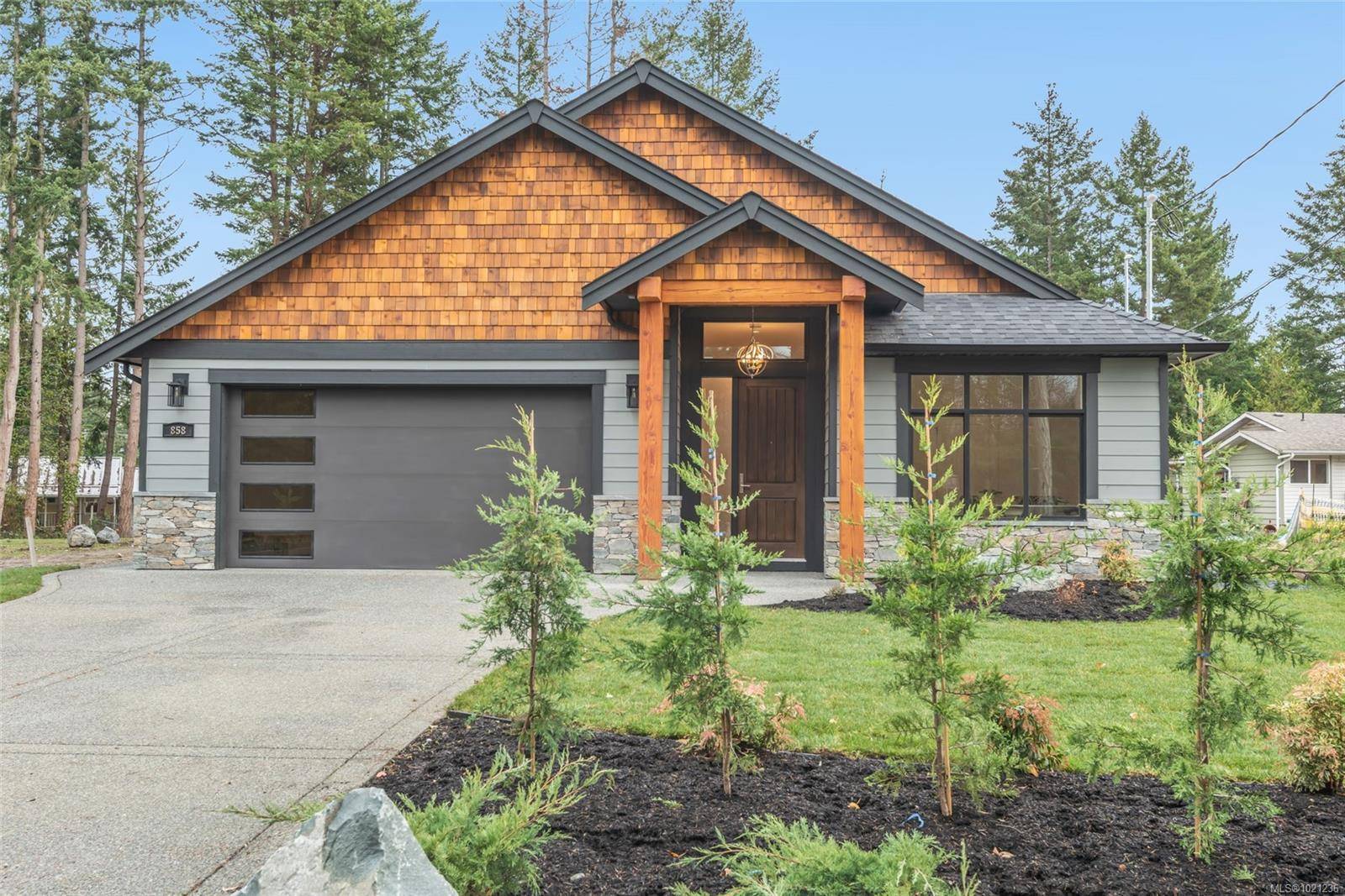 Parksville, BC V9P 2E6,858 Wembley Rd