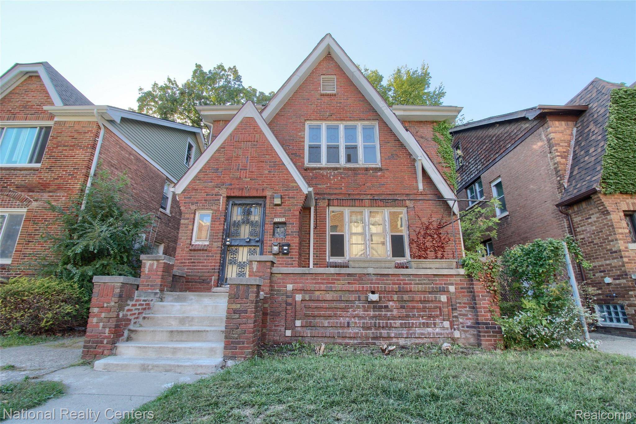 Detroit, MI 48221,17331 Quincy ST