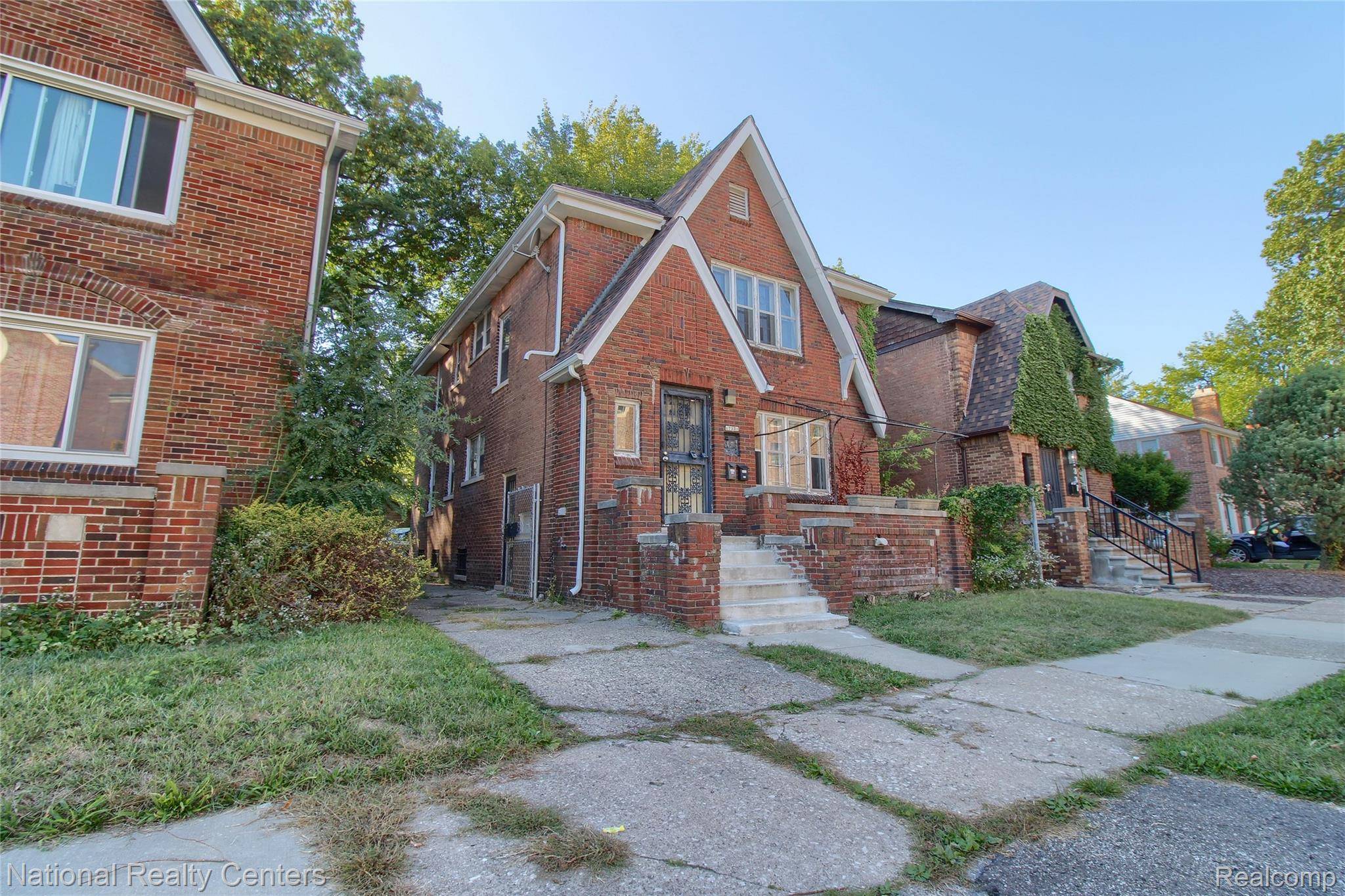 Detroit, MI 48221,17331 Quincy ST