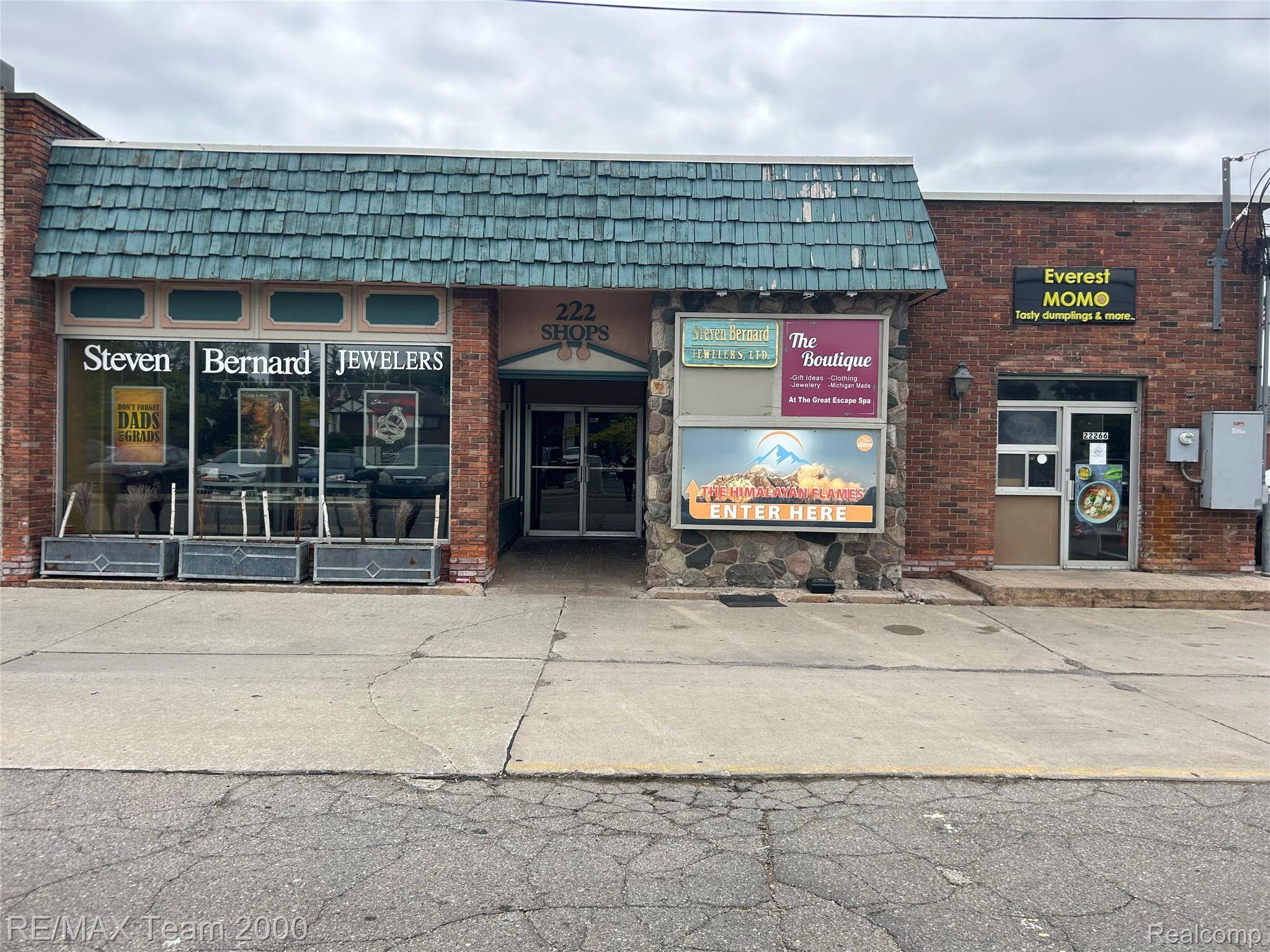 Dearborn, MI 48124,22266 Michigan AVE