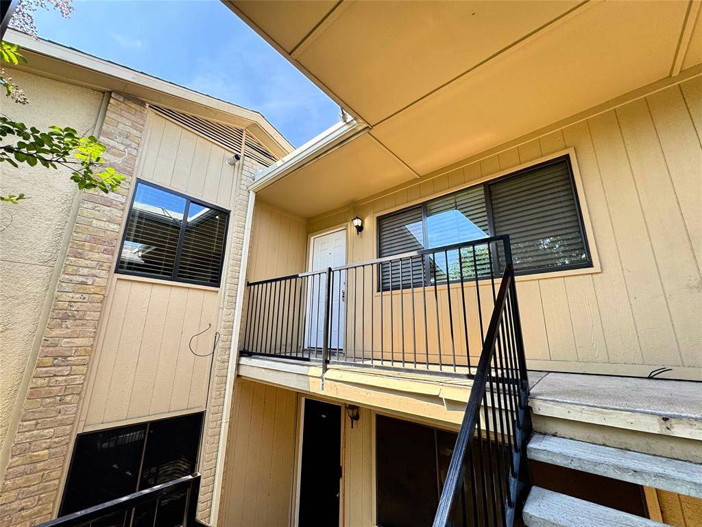 Dallas, TX 75230,5819 Harvest Hill Road #2062