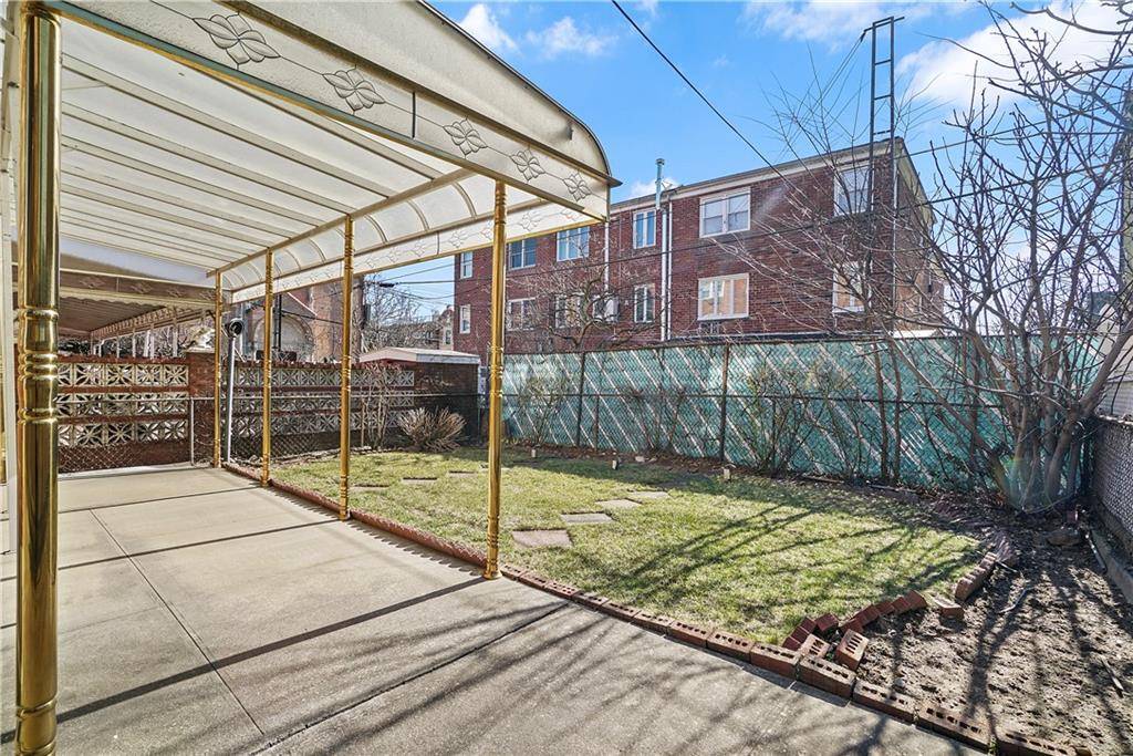 Brooklyn, NY 11228,1476 72nd ST