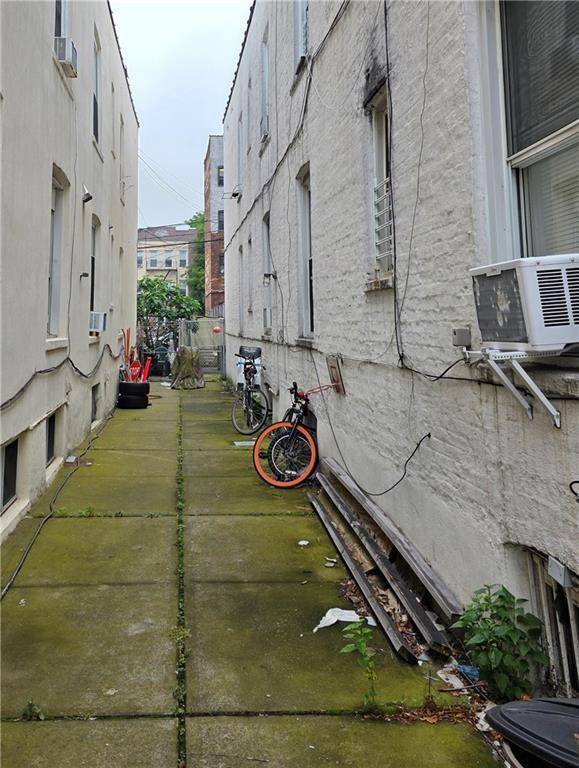 Brooklyn, NY 11214,1812 80th ST